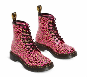 Padded Interior Weekend Wanderer Breathable Active Nomad 1460 Clash Pink Loud Leopard Smooth