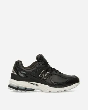 Soft Stretchy sole 2002R Sneakers Black