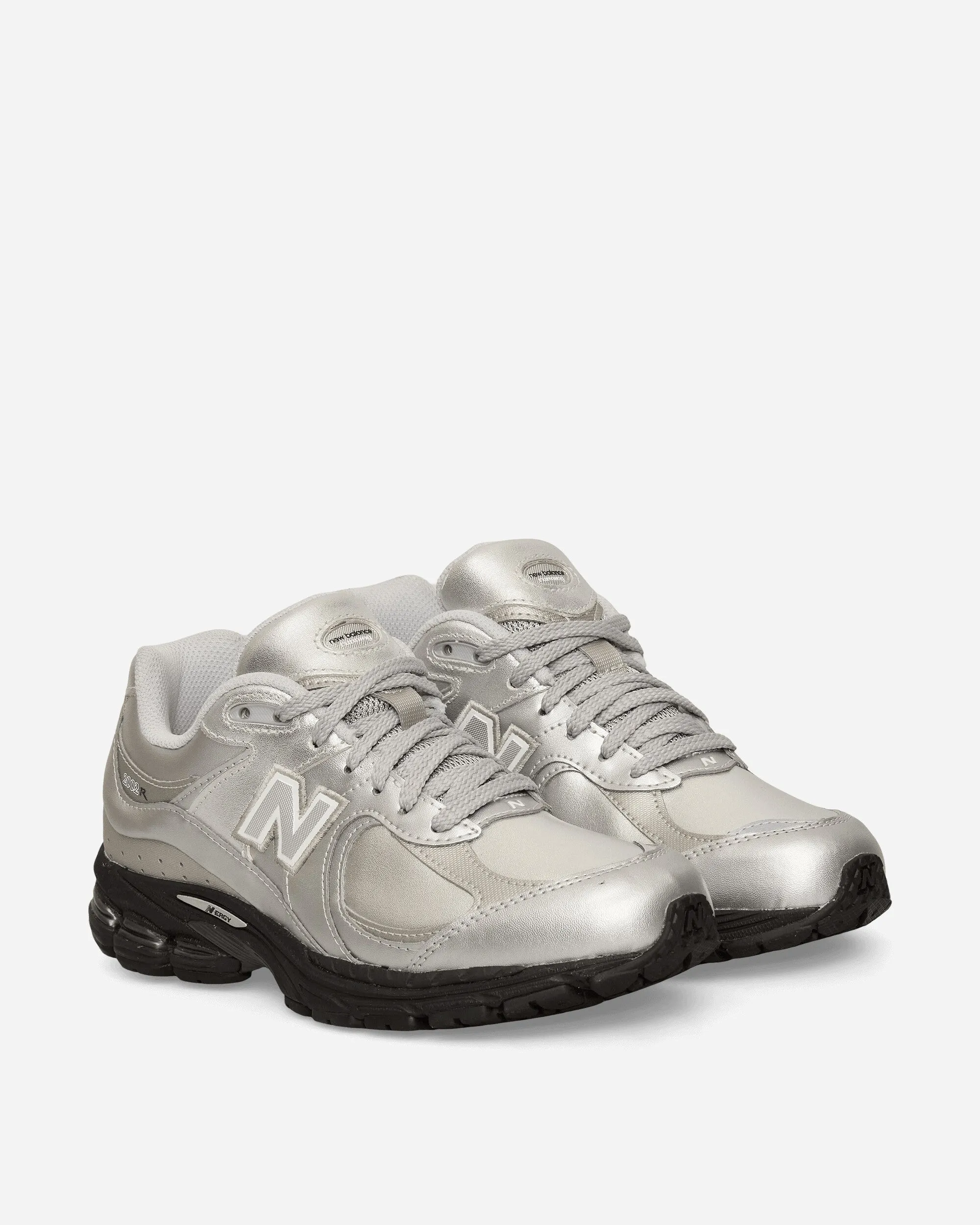 Foam Base Woven Texture 2002R Sneakers Silver Metallic