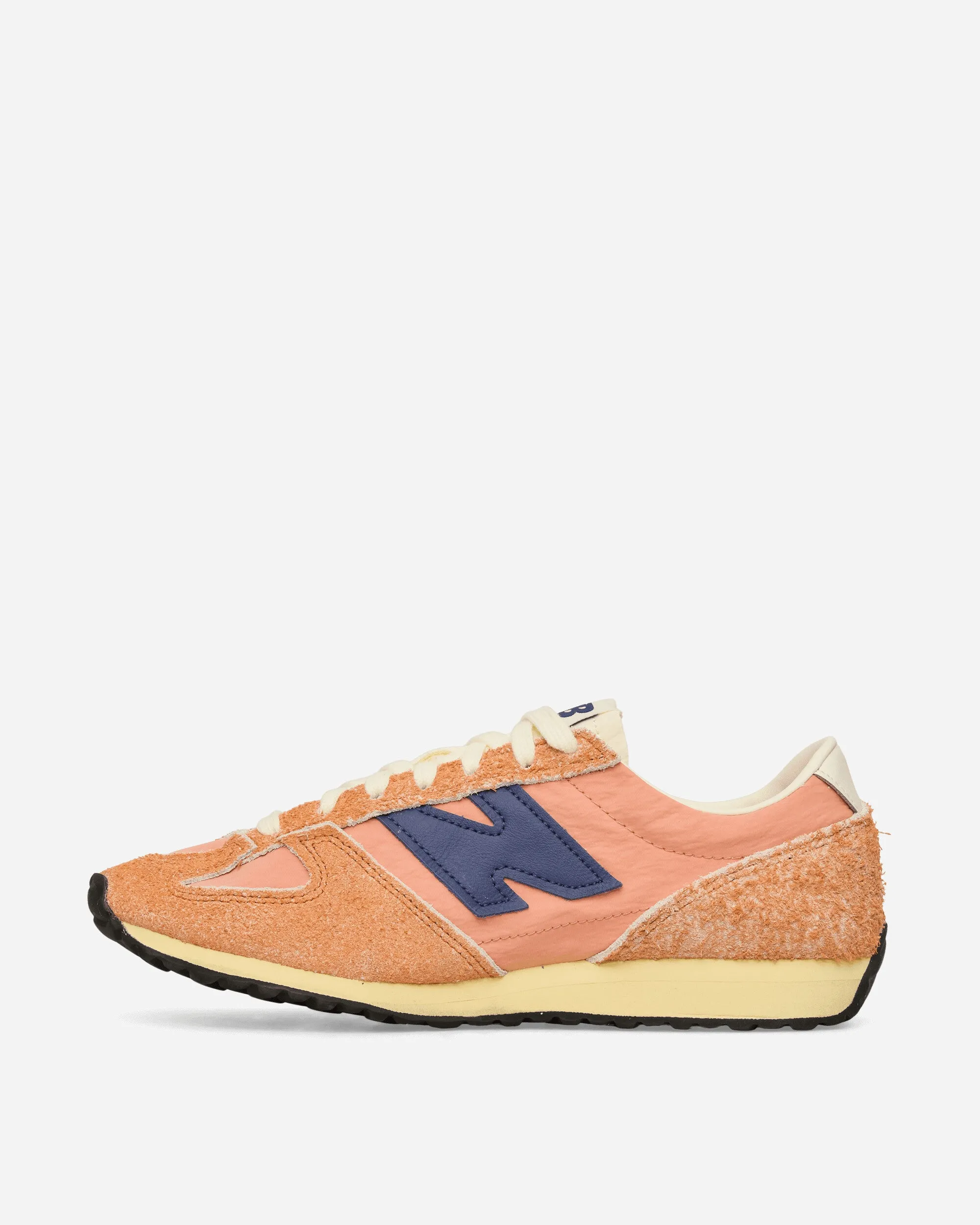 Ergonomic Build 471 Sneakers Peach Nectar / Blue Oyster