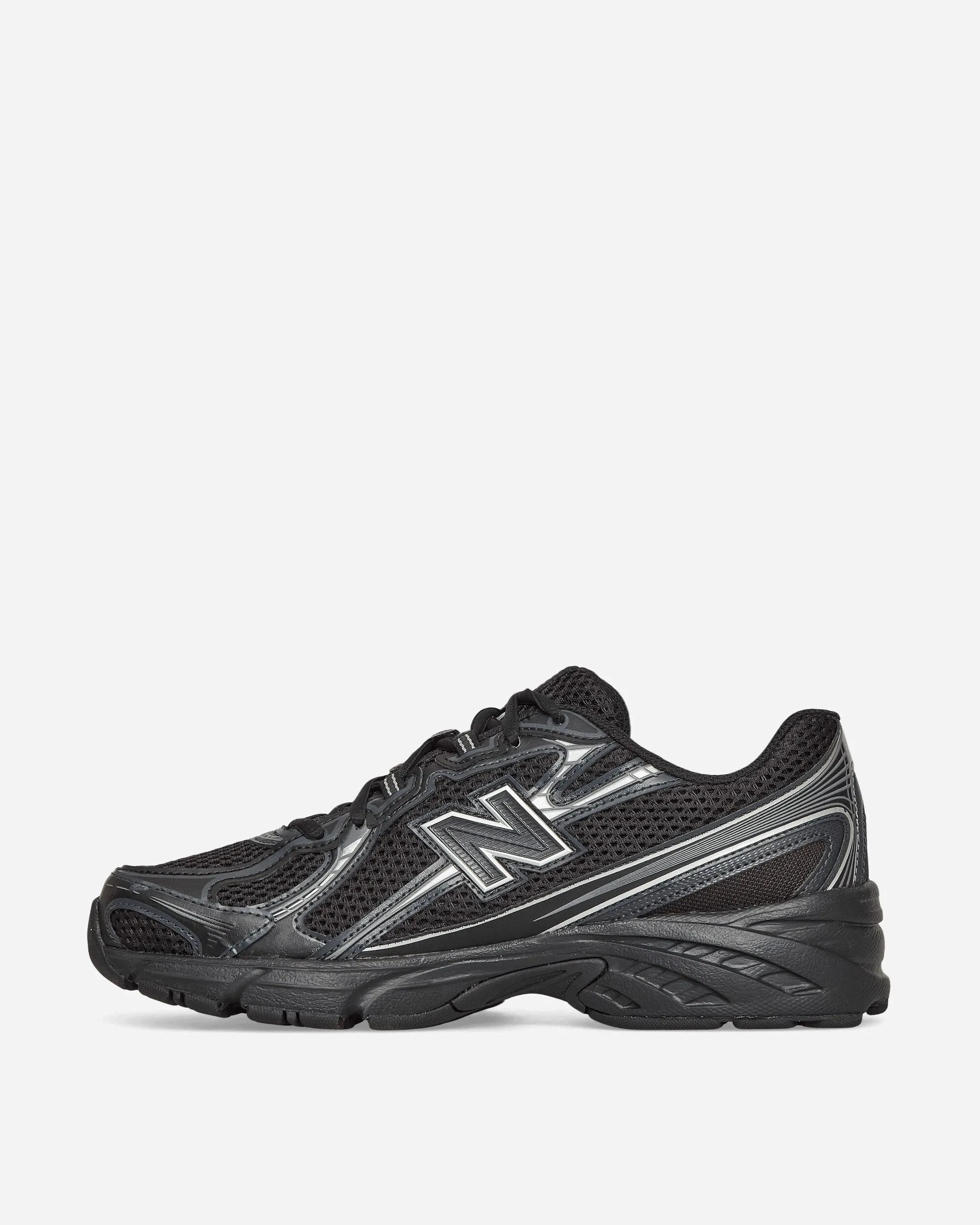 740 Sneakers Black / Silver Metallic Pu Upper Everyday Ease