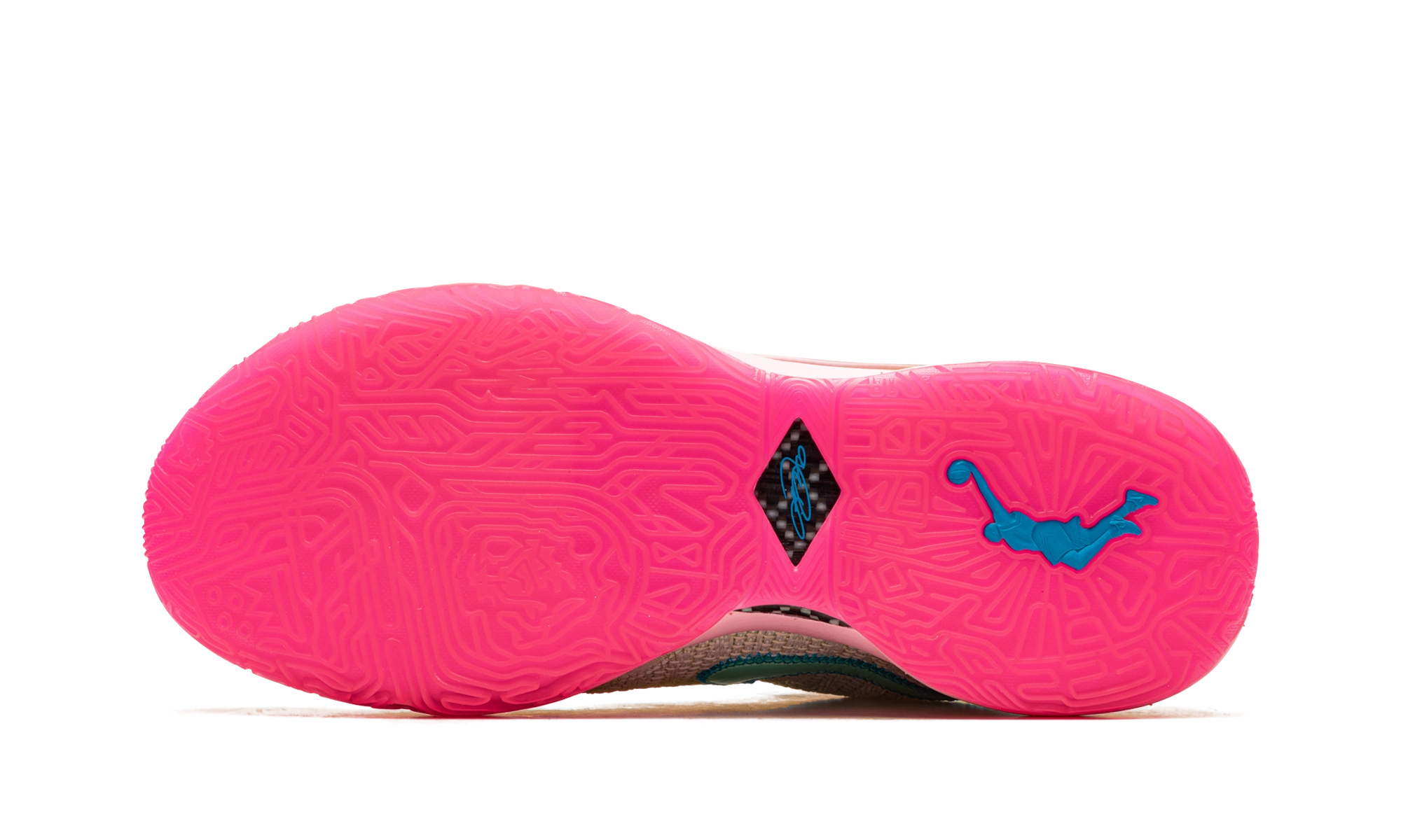 LeBron 20 "Time Machine" Stretch Material Hard Stop