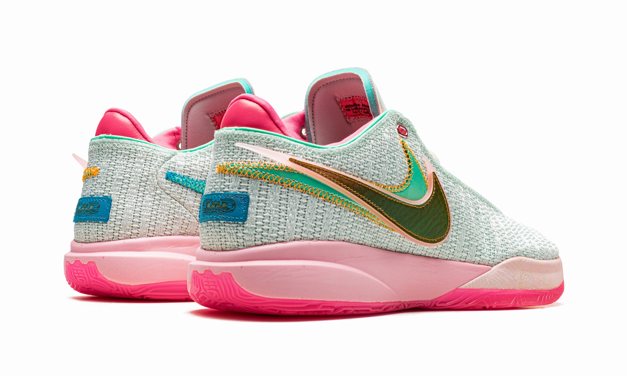 LeBron 20 "Time Machine" Adaptable Sneakers Flexibility