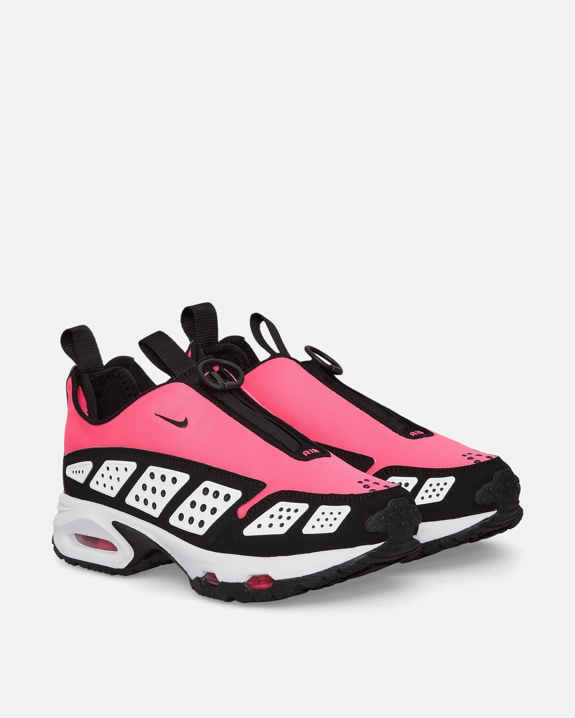 Weatherproof Footwear padded insole Women's Air Max SNDR Sneakers Hyper Pink / Black