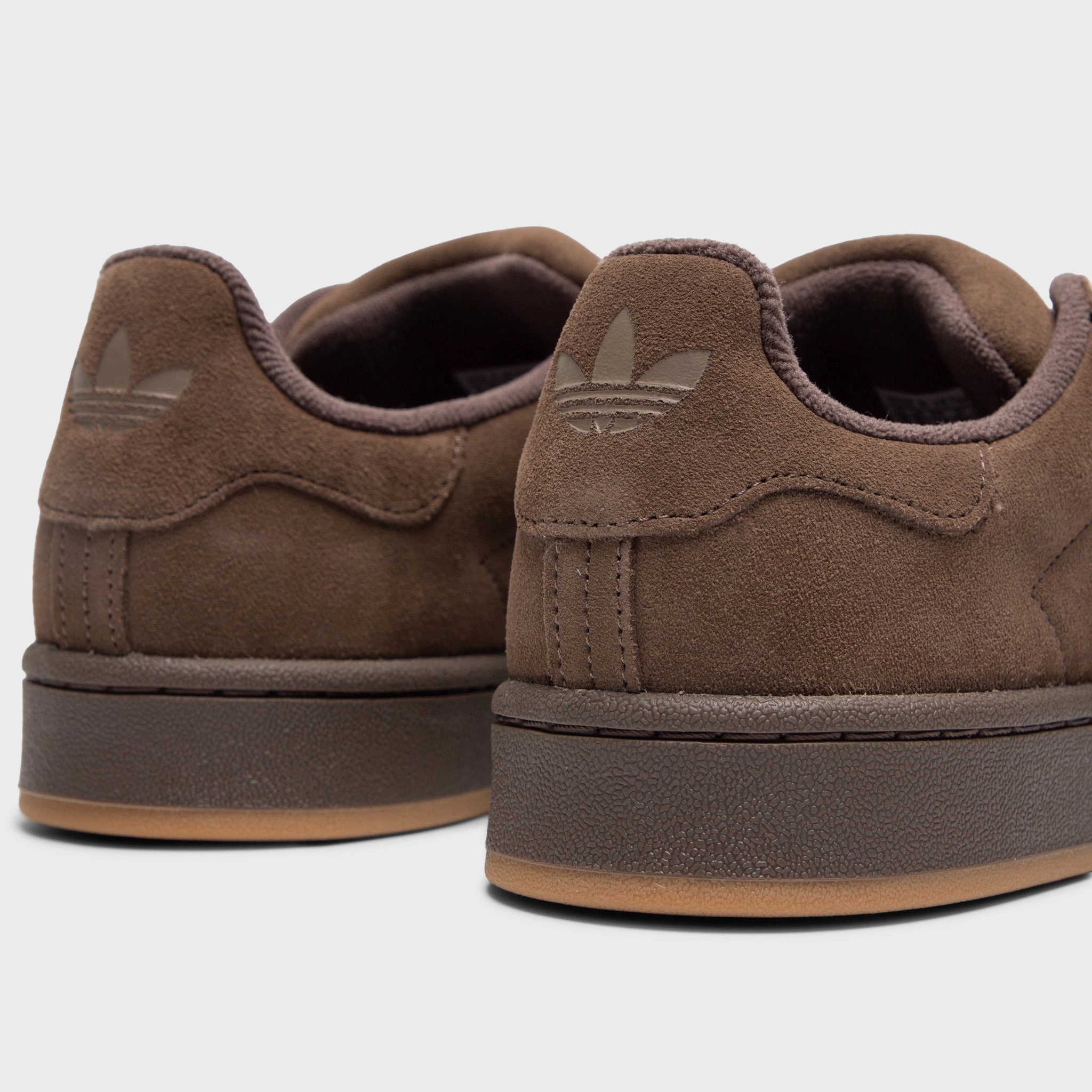 All Season Synthetic Adidas Campus 00s / Earth Strata