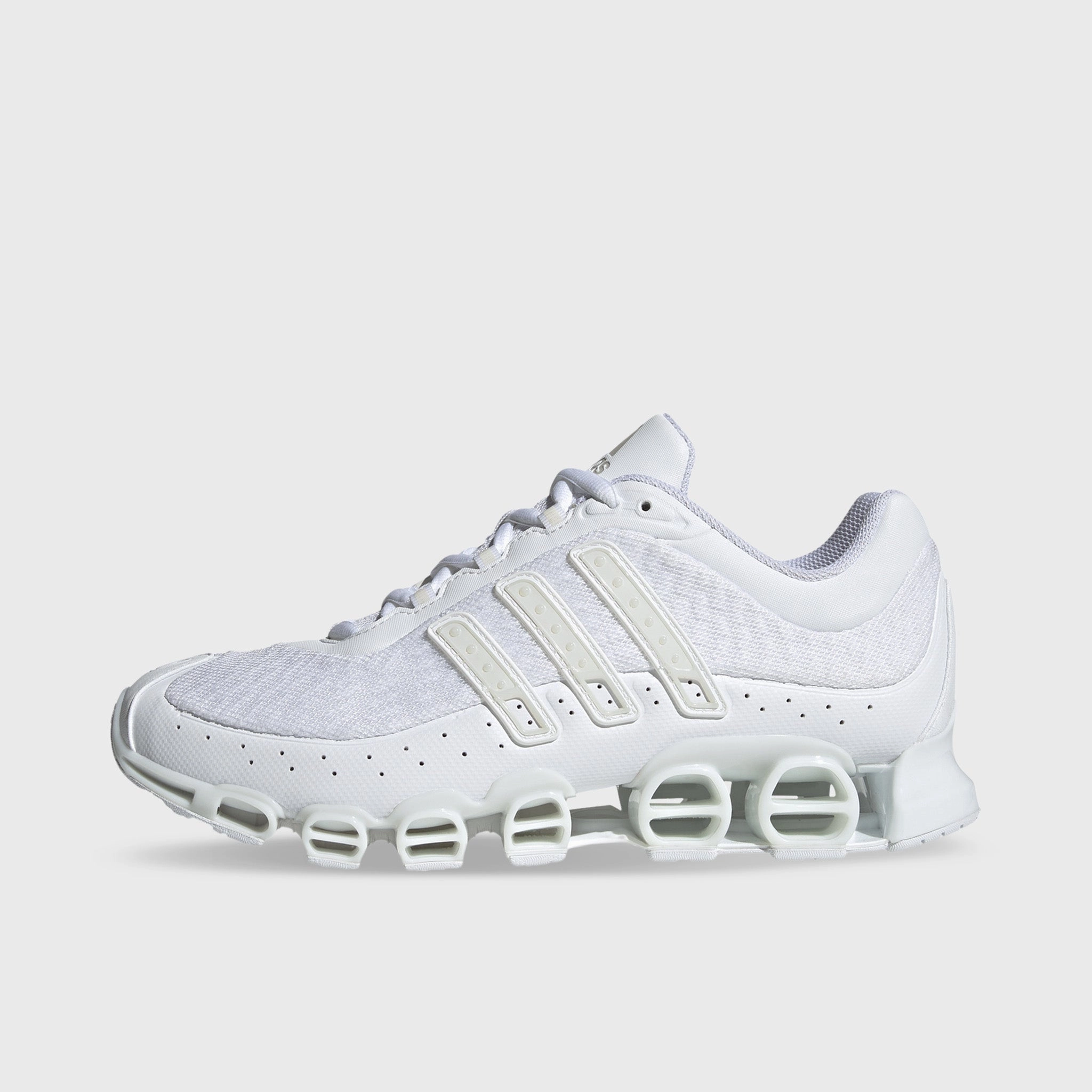 adidas Megaride White / White - Grey One Dog Jog Round Edge