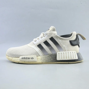 Senior Foot Form ADIDAS NMD_R1