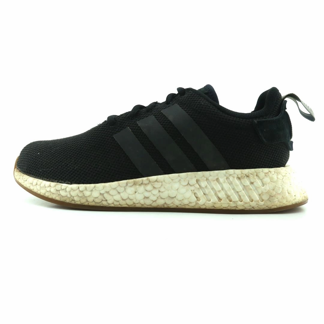 sweat - wicking shoes ADIDAS NMD R2