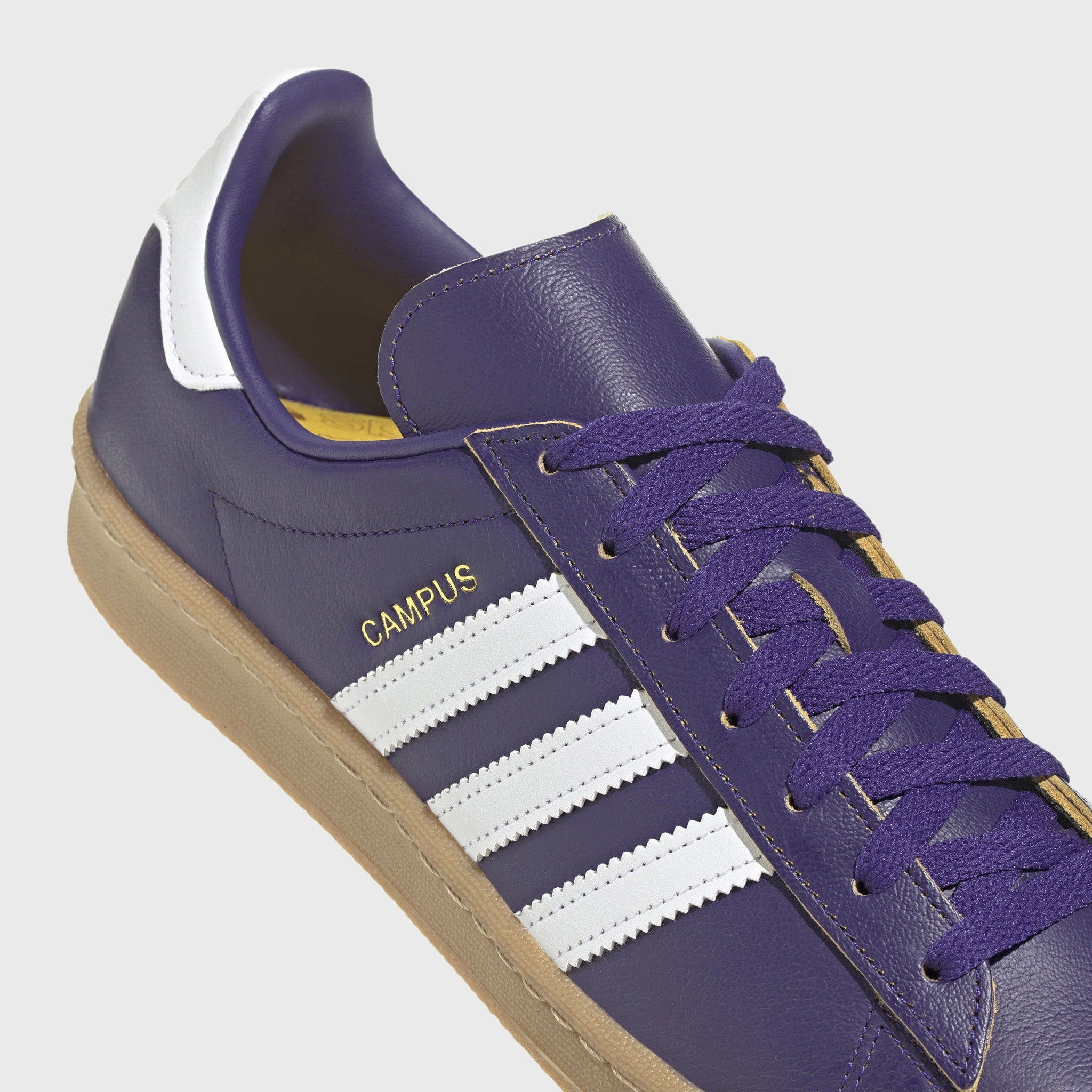 Street Edge Meal Go adidas Originals Campus 80s Collegiate Purple / White - Gum