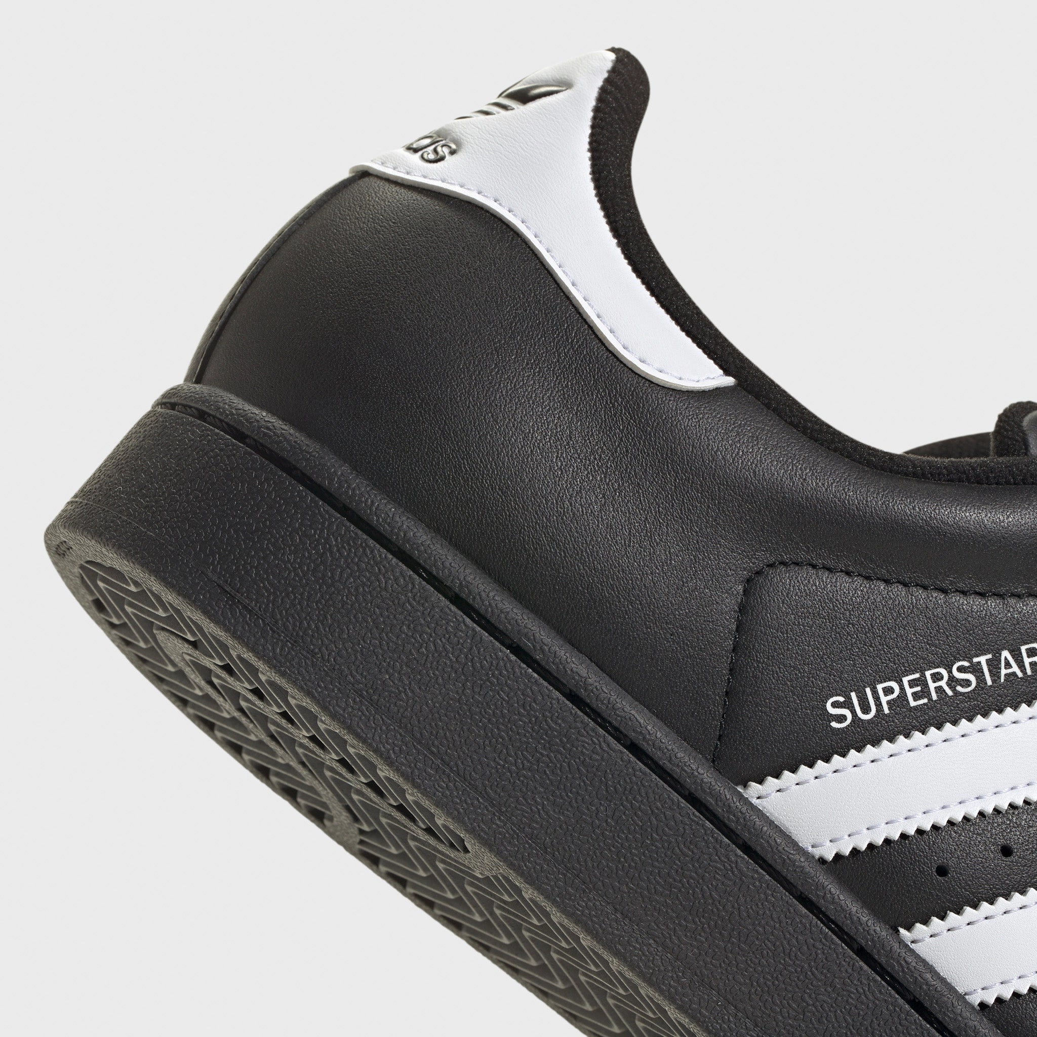 Heel Counter Tech Responsive Heel Geometry adidas Superstar II Core Black / Footwear White