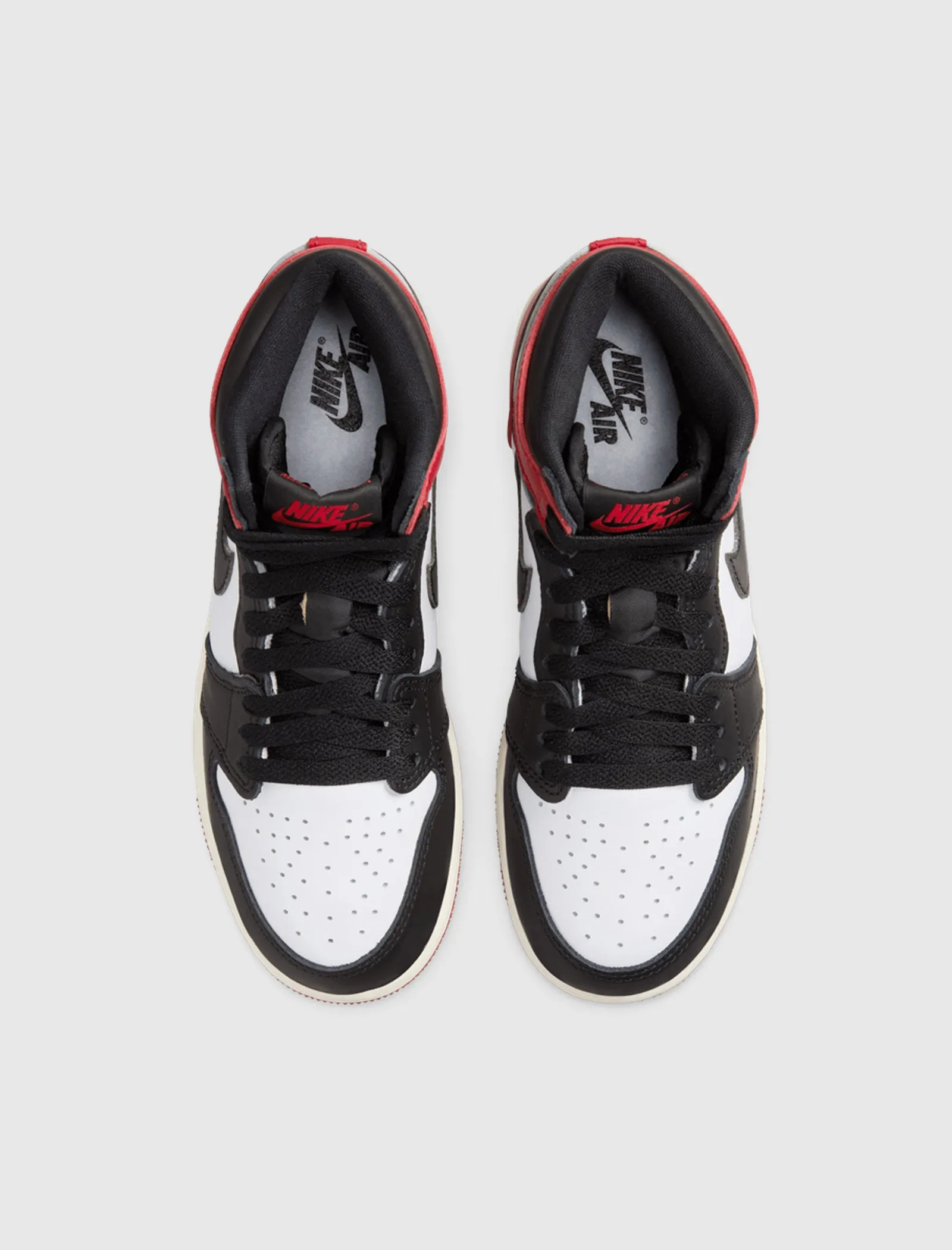 AIR JORDAN 1 RETRO HIGH OG "BLACK TOE REIMAGINED" GS Feather Light Cold Weather
