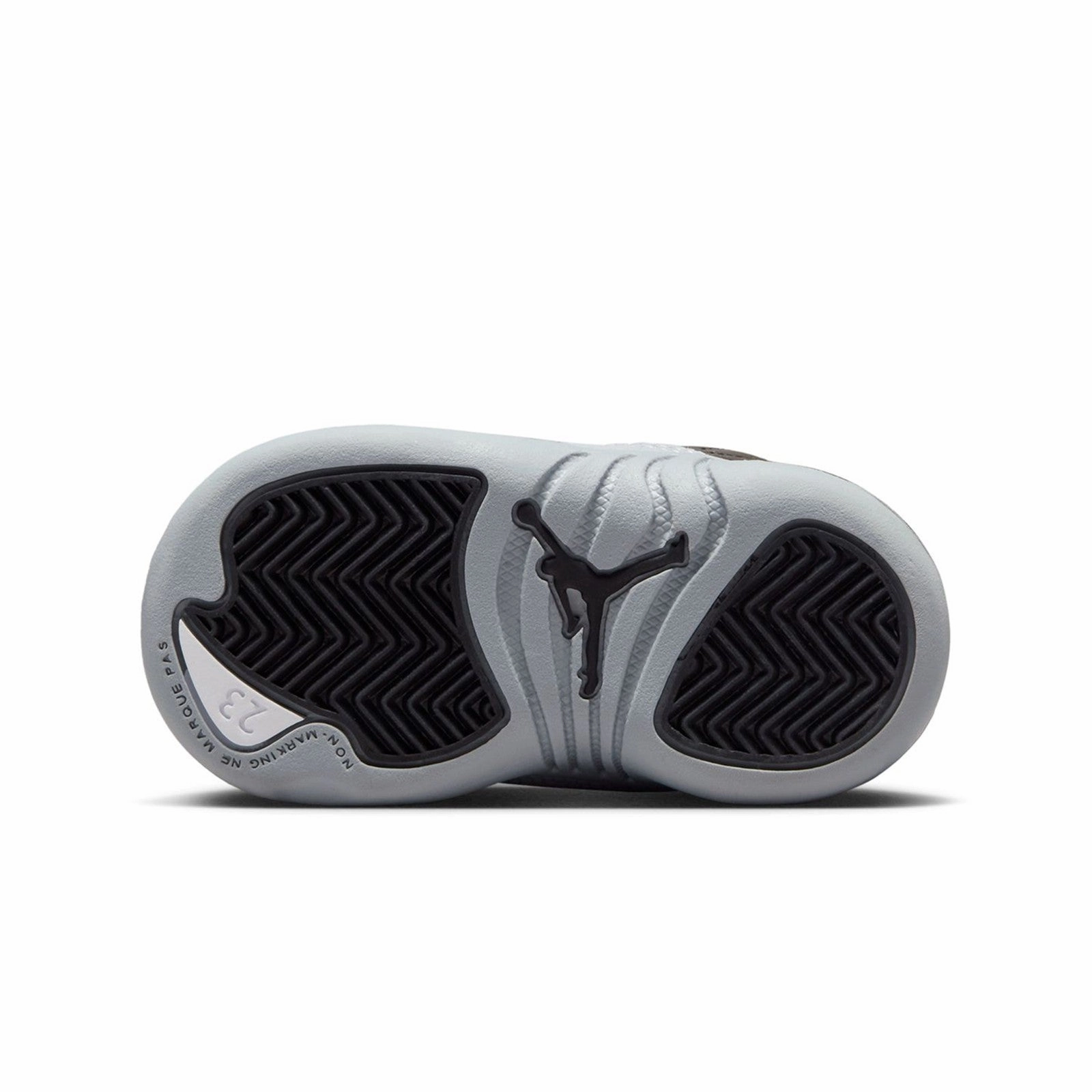 Air Jordan 12 Retro "Black and Wolf Grey" 850000-010 Essential Fit