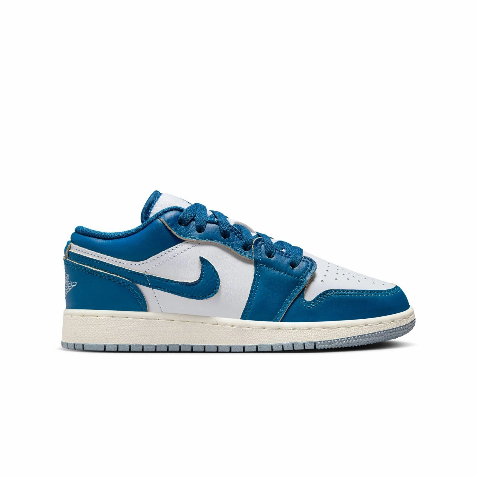 Air Jordan 1 Low FN9137-141 Smart Lifestyle SlipOn