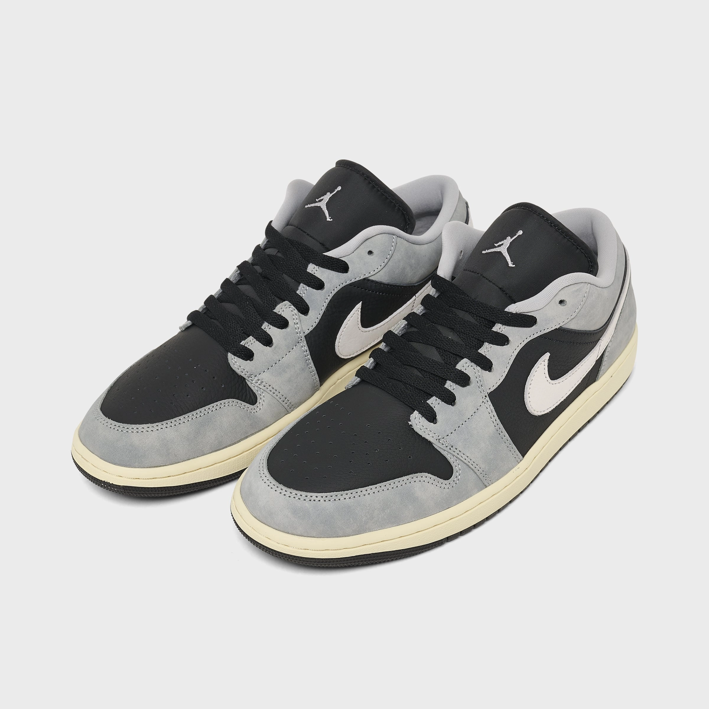 Full Length Cushion Bed Outdoor Traction Air Jordan 1 Low SE Light Smoke Grey / Black - Sail
