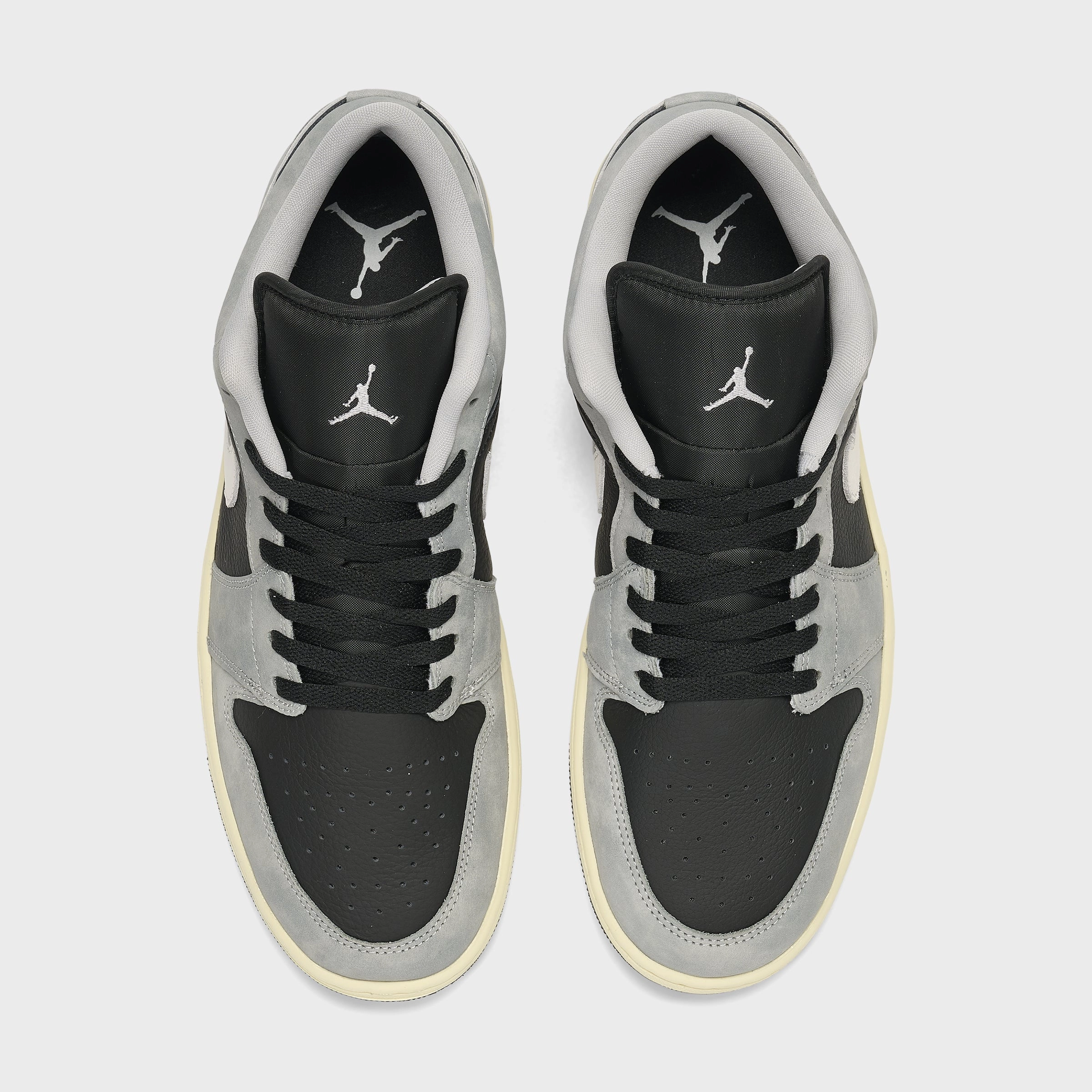 Air Jordan 1 Low SE Light Smoke Grey / Black - Sail Kinetic Response