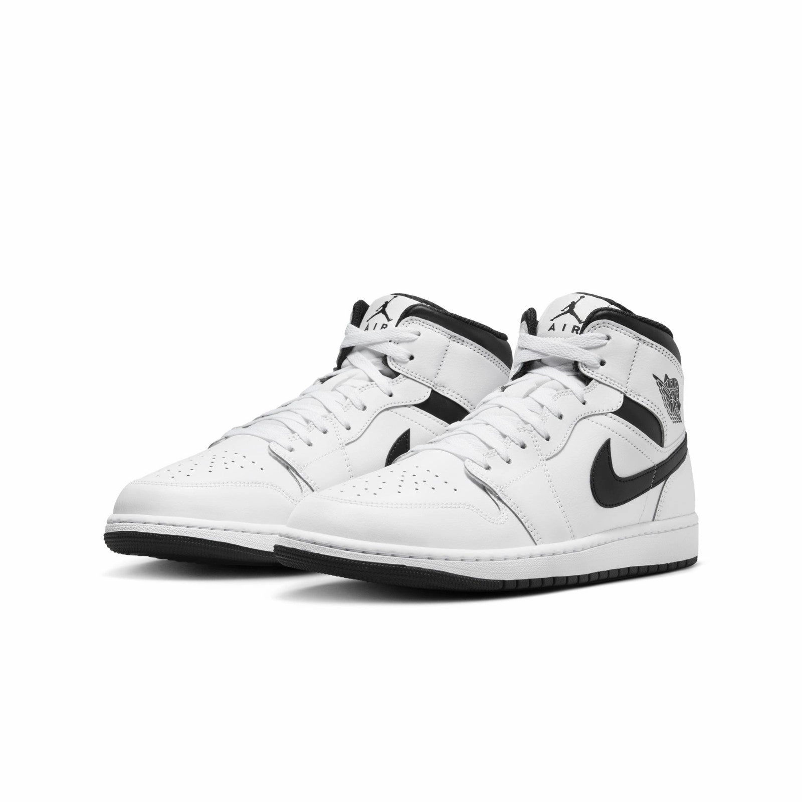 Comfortable Footbed Enhanced Grip Pattern Air Jordan 1 Mid DQ8426-132