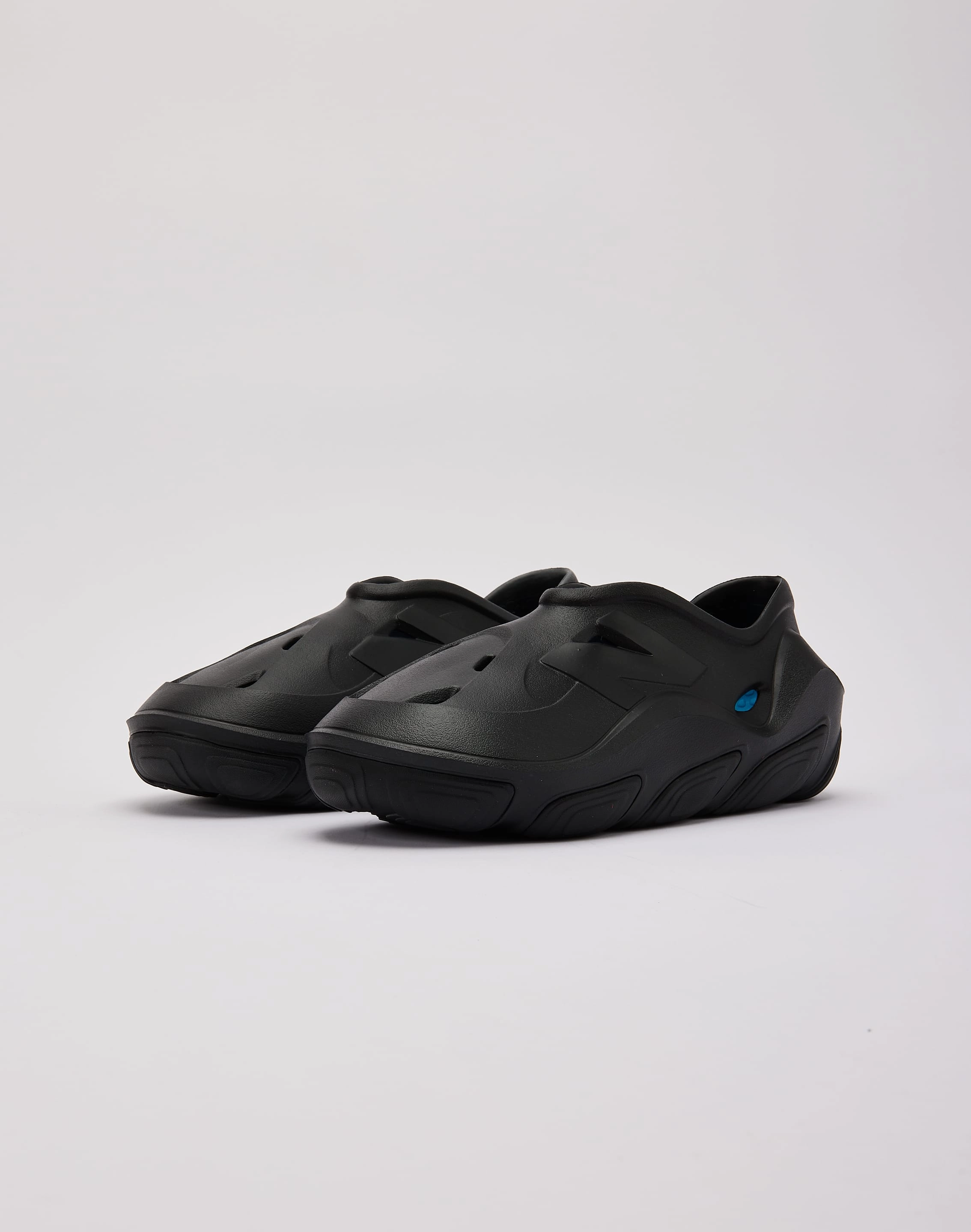 New Balance Fresh Foam X RCVRY Cold Proof Feather Light