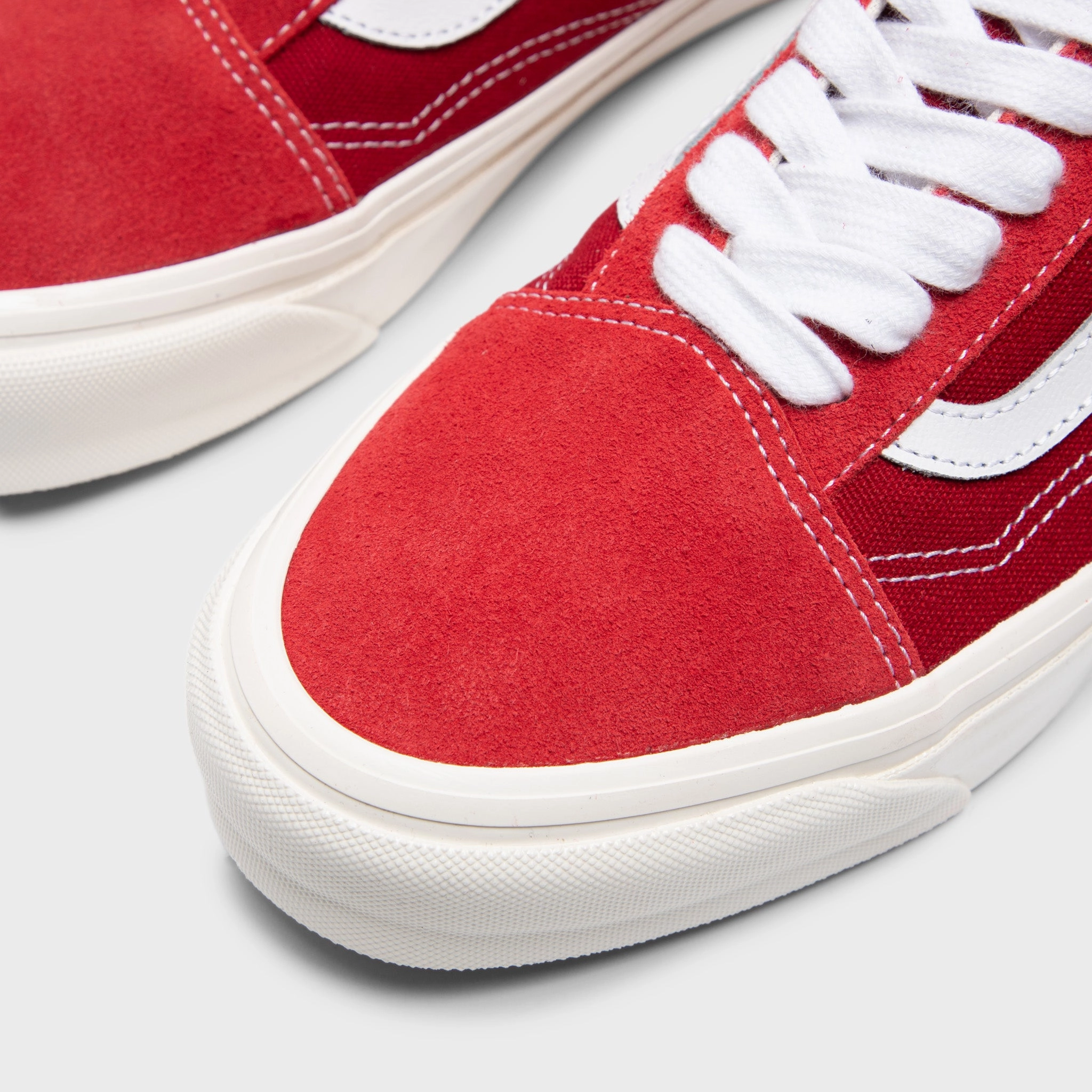 Style Blend Vans LX Old Skool Suede Red / Red