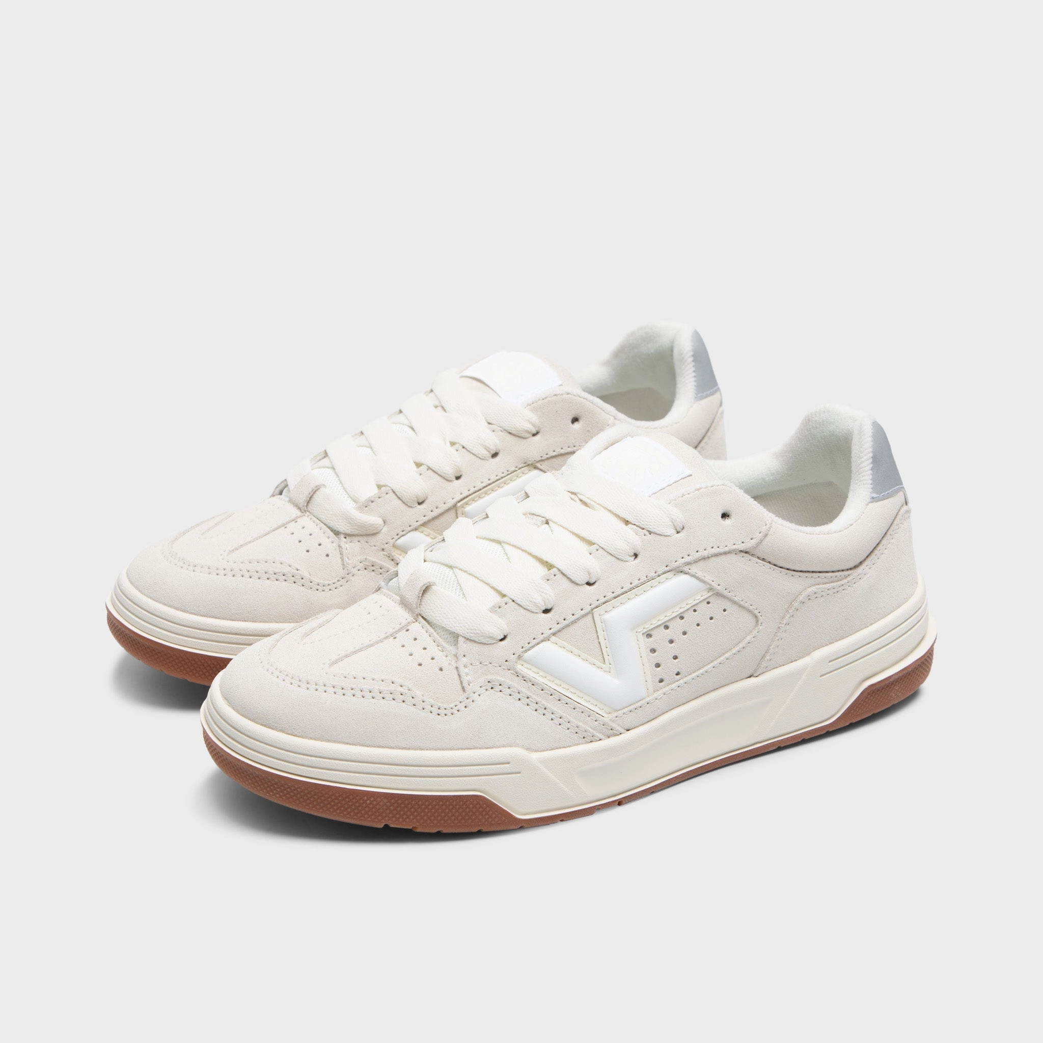 Guard Hike chic aesthetic Vans Upland / Egret