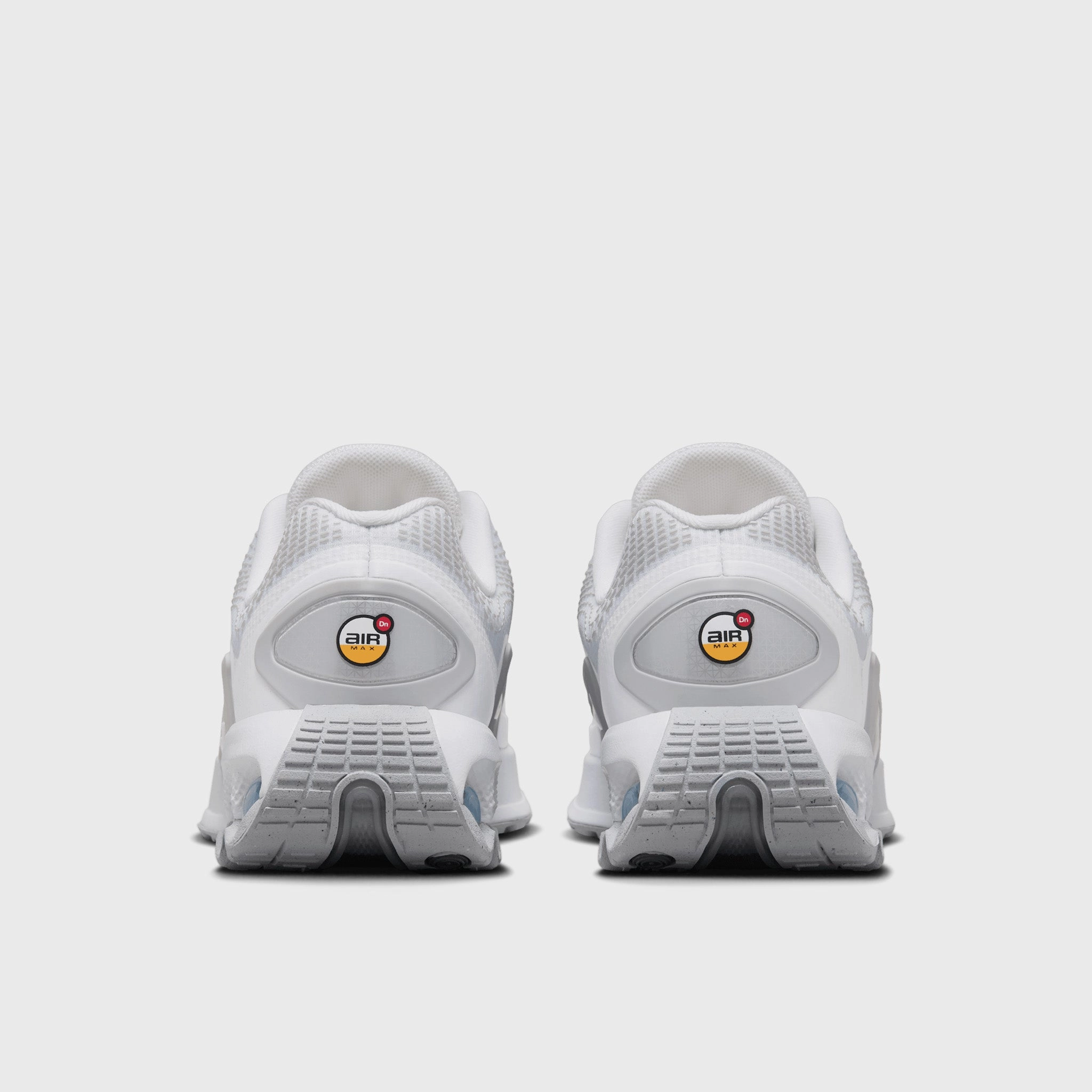 Nike Air Max DN GS White / White - Metallic Silver Win Step
