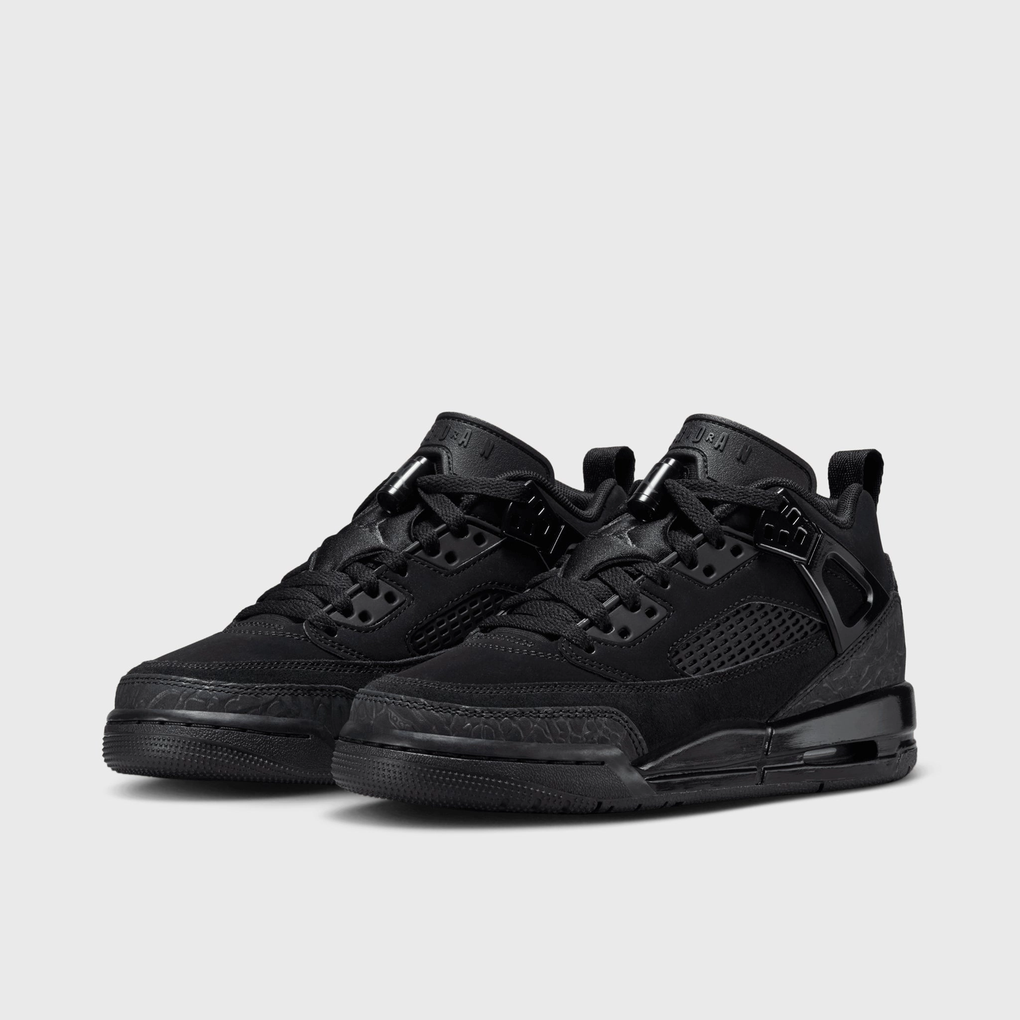 Jordan Spizike Low GS Black / Black Stretchable Mesh