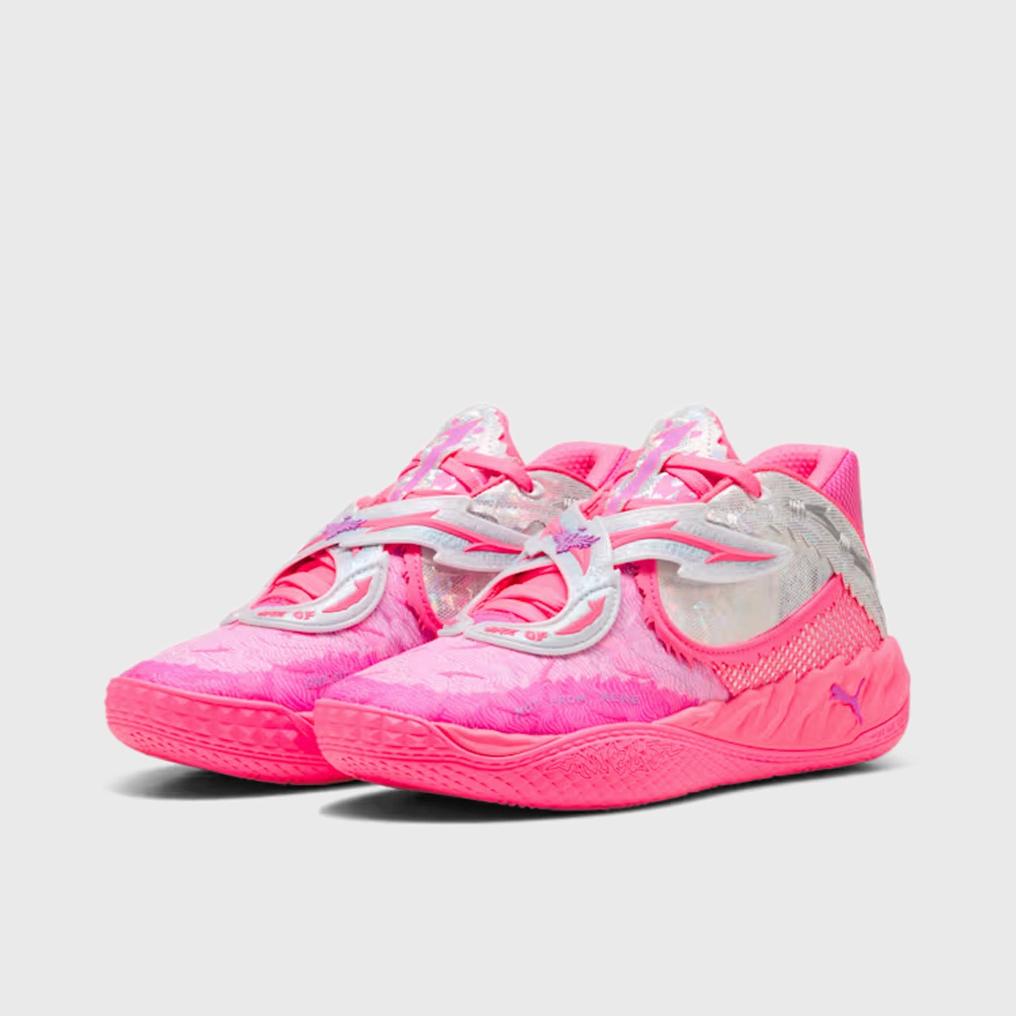 PUMA x LAMELO BALL MB.05 World Tour Bold Look All-day Comfort