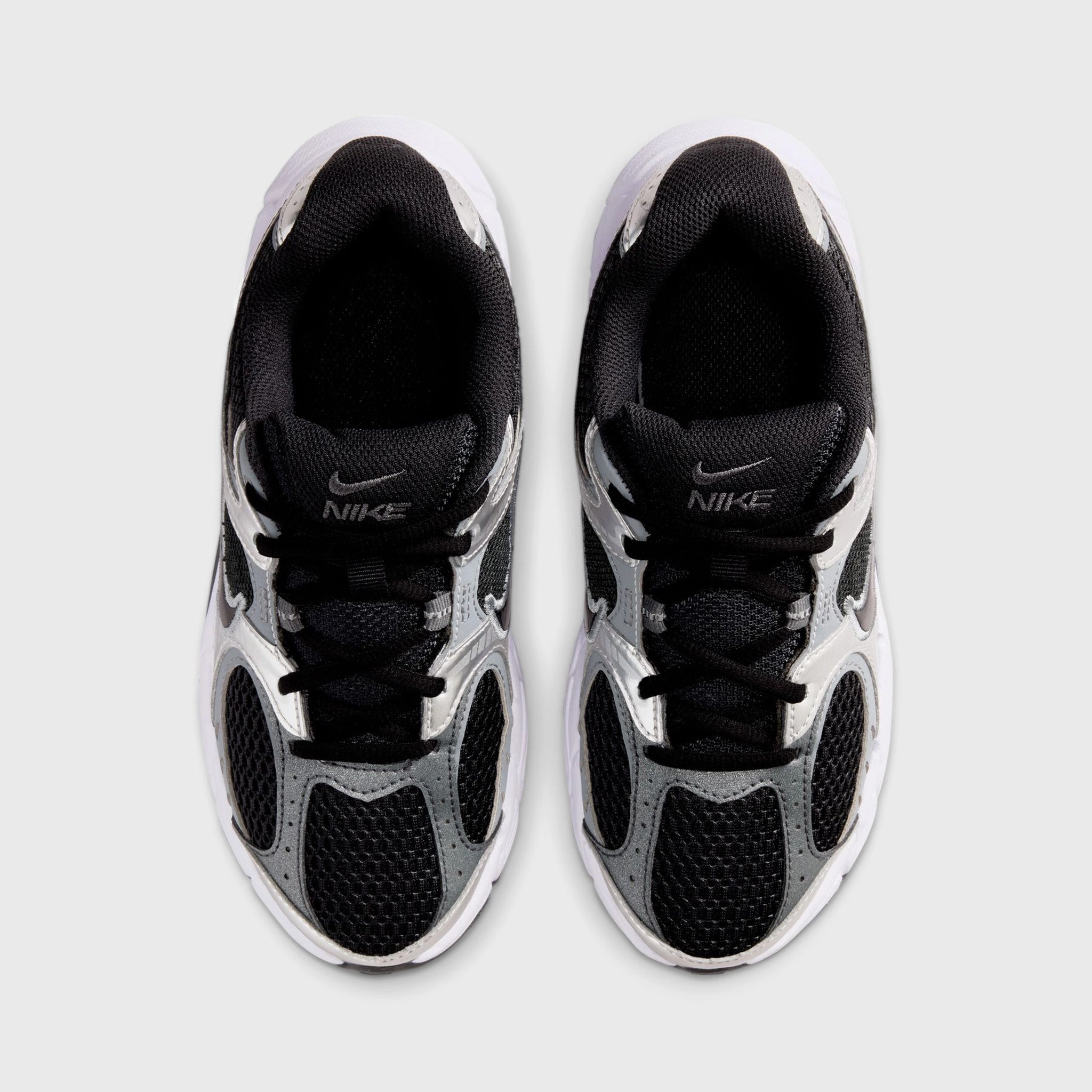 Platform Sole Classic Style Nike V5 RNR GS Black / Anthracite - Smoke Grey