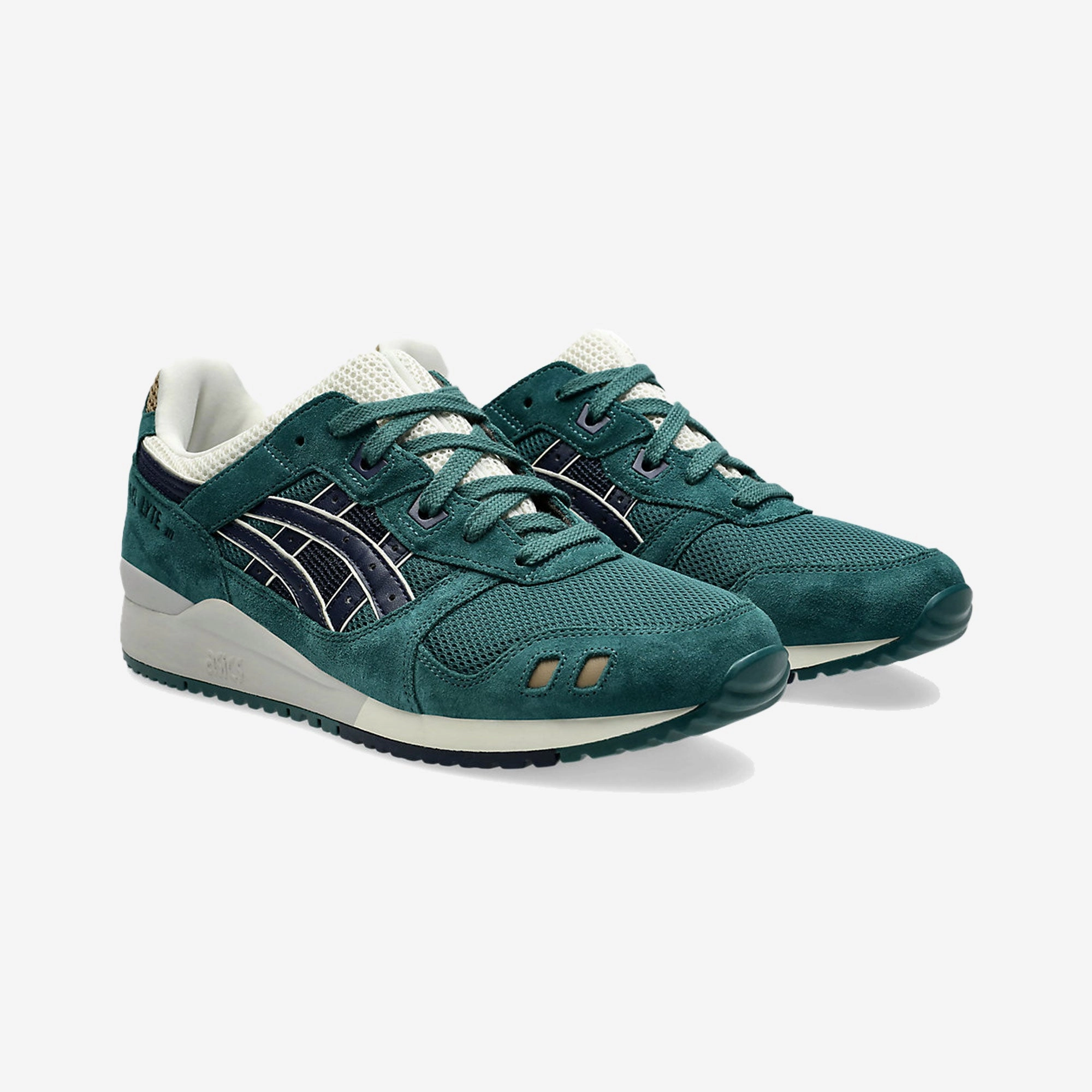 Asics | GEL-LYTE III OG { DARK NEPTUNE/MIDNIGHT running with a zipper closure training versatility
