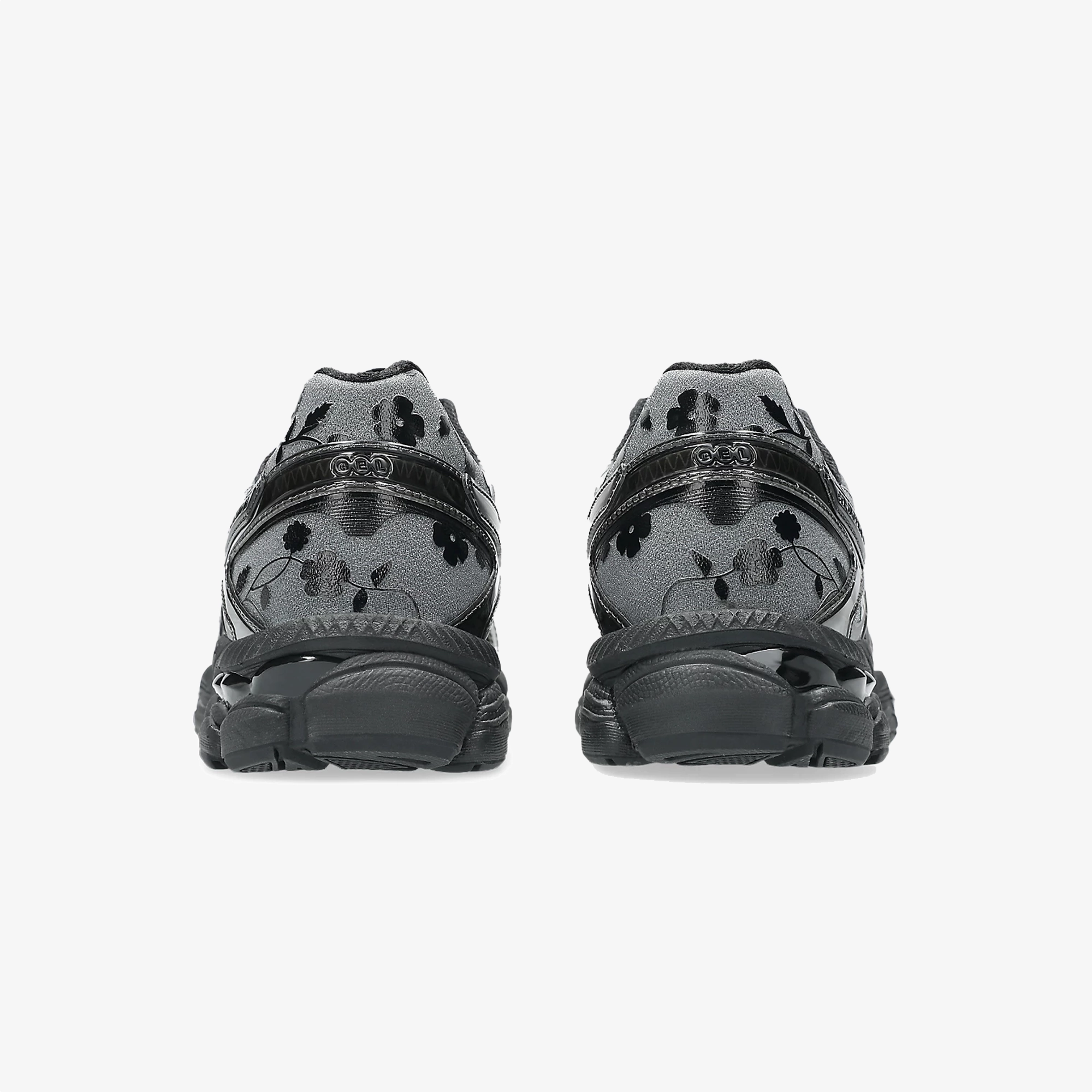 Warm - weather running Odor-resistant ASICS | X CECILIE BAHNSEN GEL-CUMULUS 16 SSCB { BLACK/BLACK