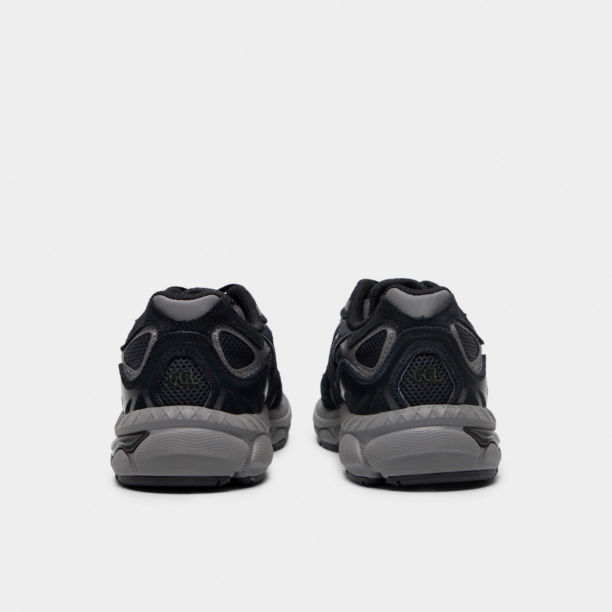 ASICS Gel-NYC GS Graphite Grey / Black Step Fit Block Jog