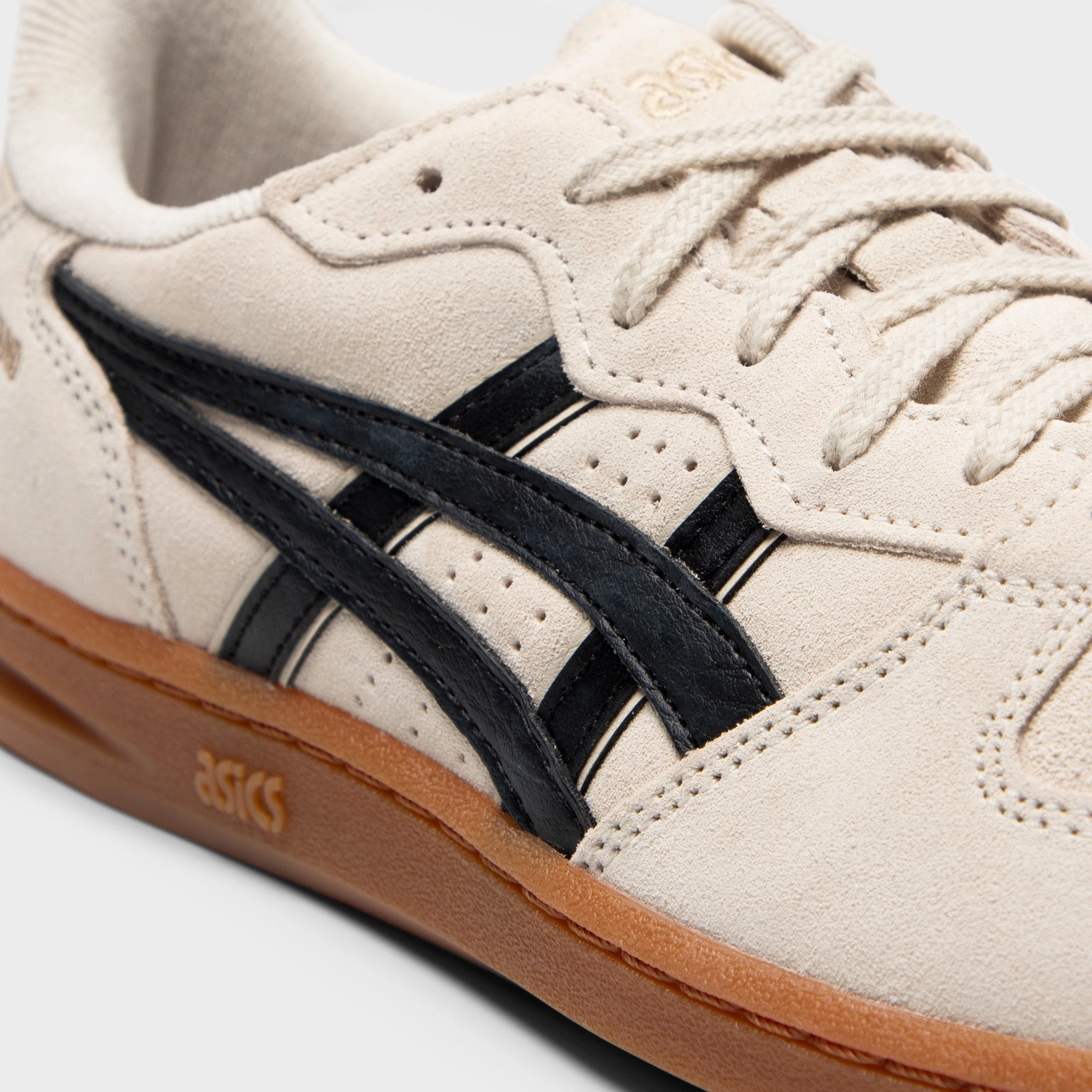 ASICS Skyhand Cream / Black - Gum Style Neutral