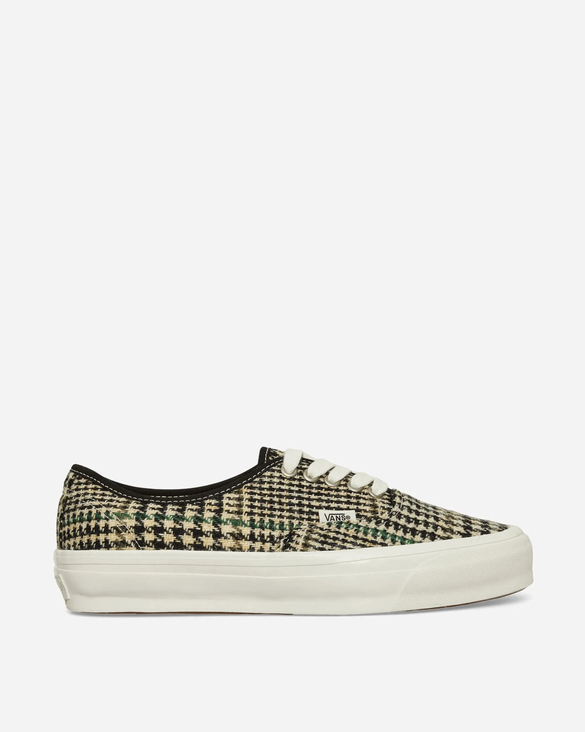 Glam traction Authentic LX 44 Sneakers Black / White