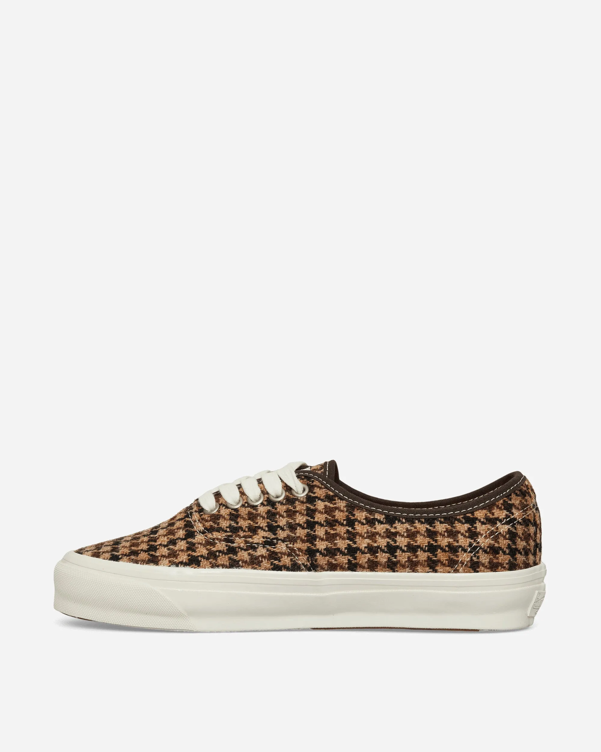 Micro Perforated Tongue Authentic LX 44 Sneakers Brown