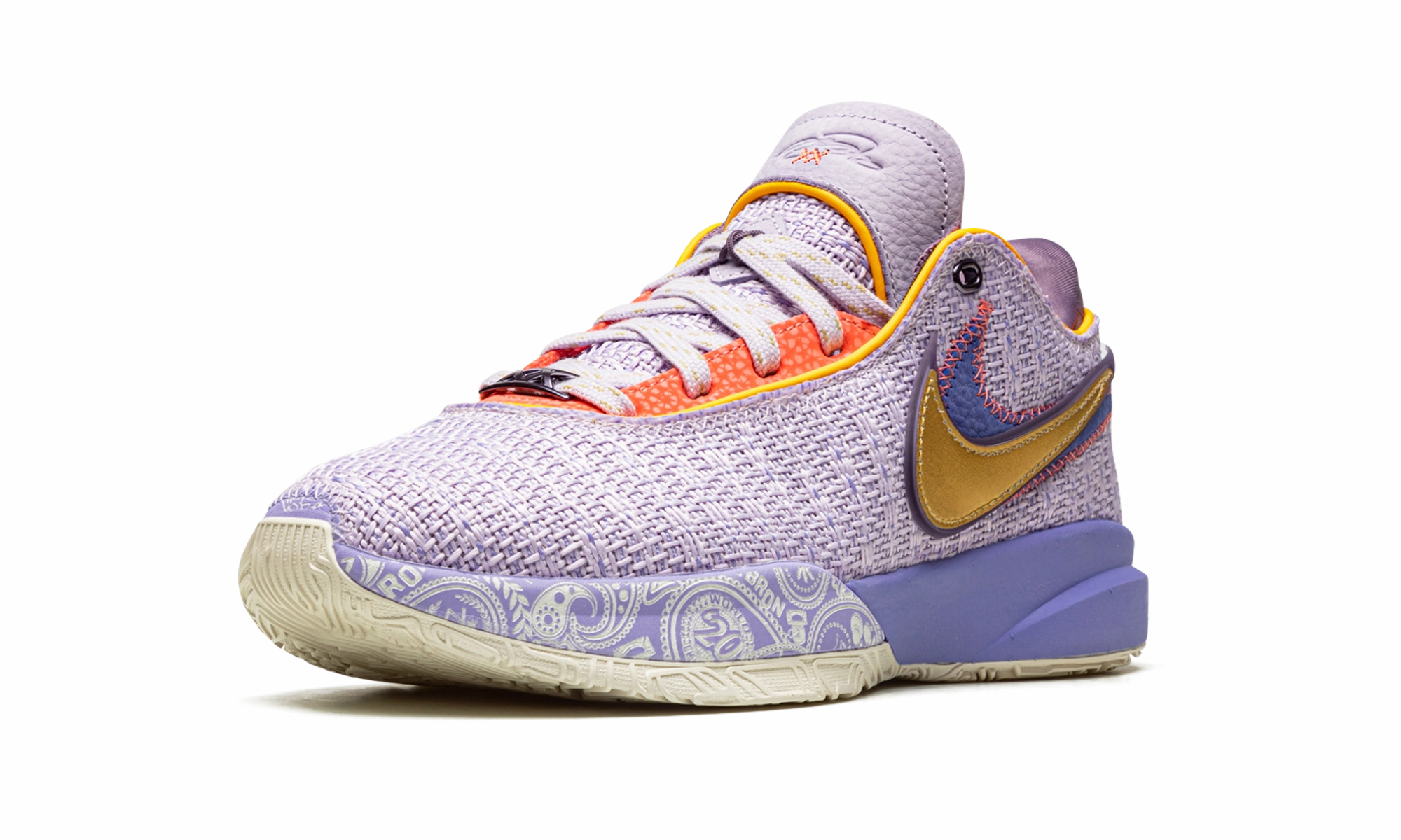 LeBron 20 "Violet Frost" Foot Hugging Fit