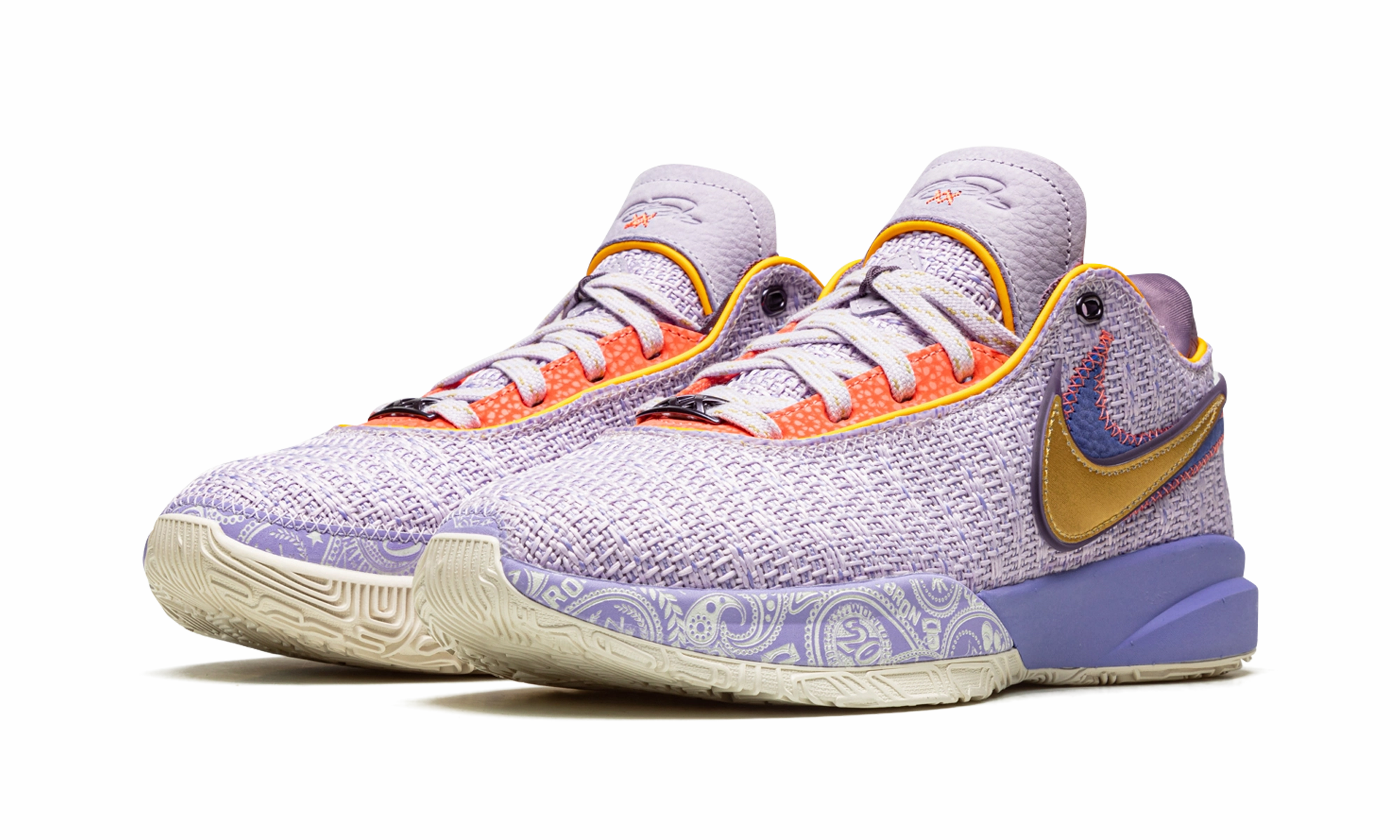 LeBron 20 "Violet Frost" 360 Degree Breathability