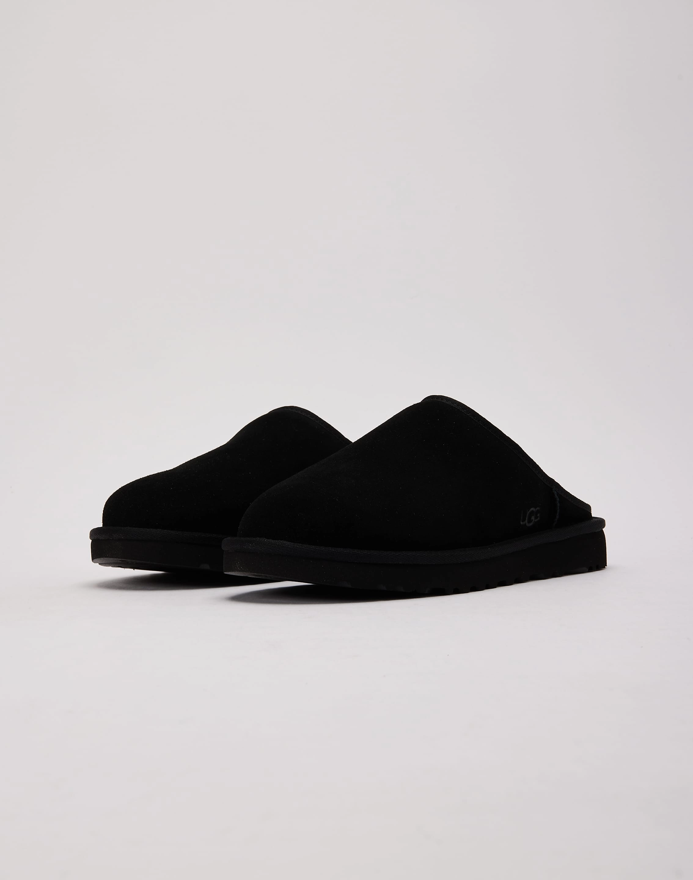 UGG Classic Slip-On Thick sole