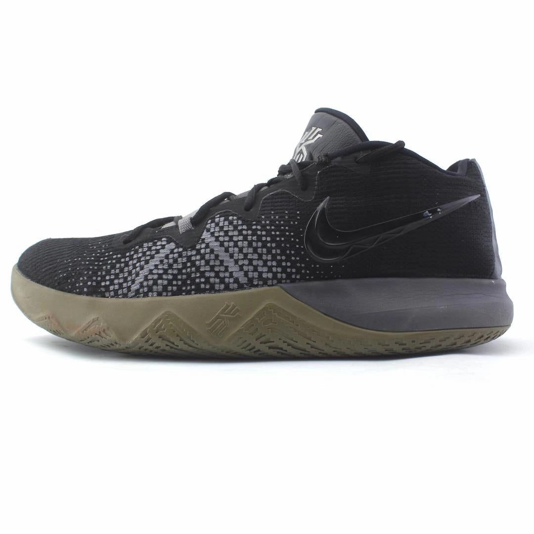 Stable Design NIKE KYRIE FLYTRAP