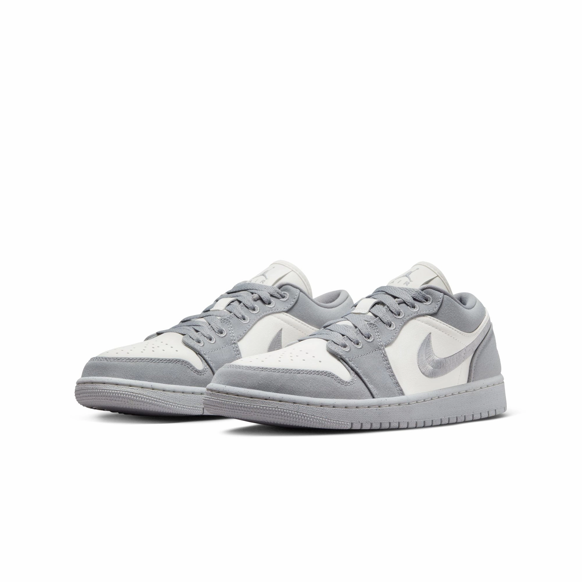 Air Jordan 1 Low SE DV0426-012 Heel Stabilizer Design Lace Up Closure System
