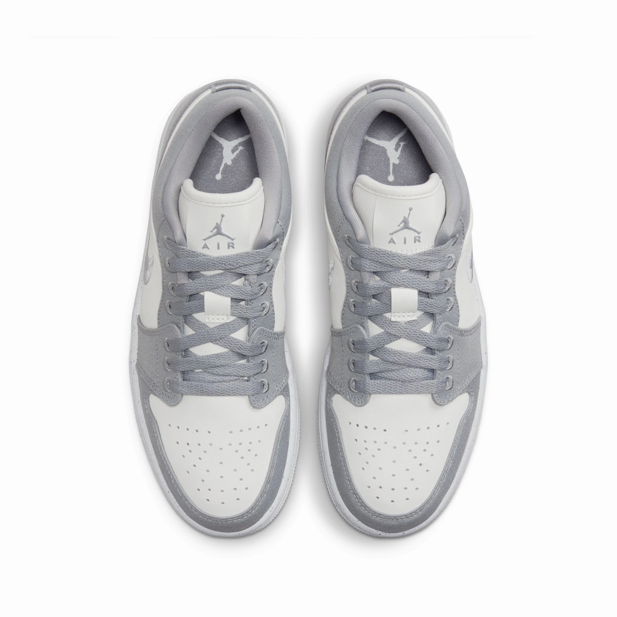 Vulcanized Sole Hydrophobic Upper Coating Air Jordan 1 Low SE DV0426-012