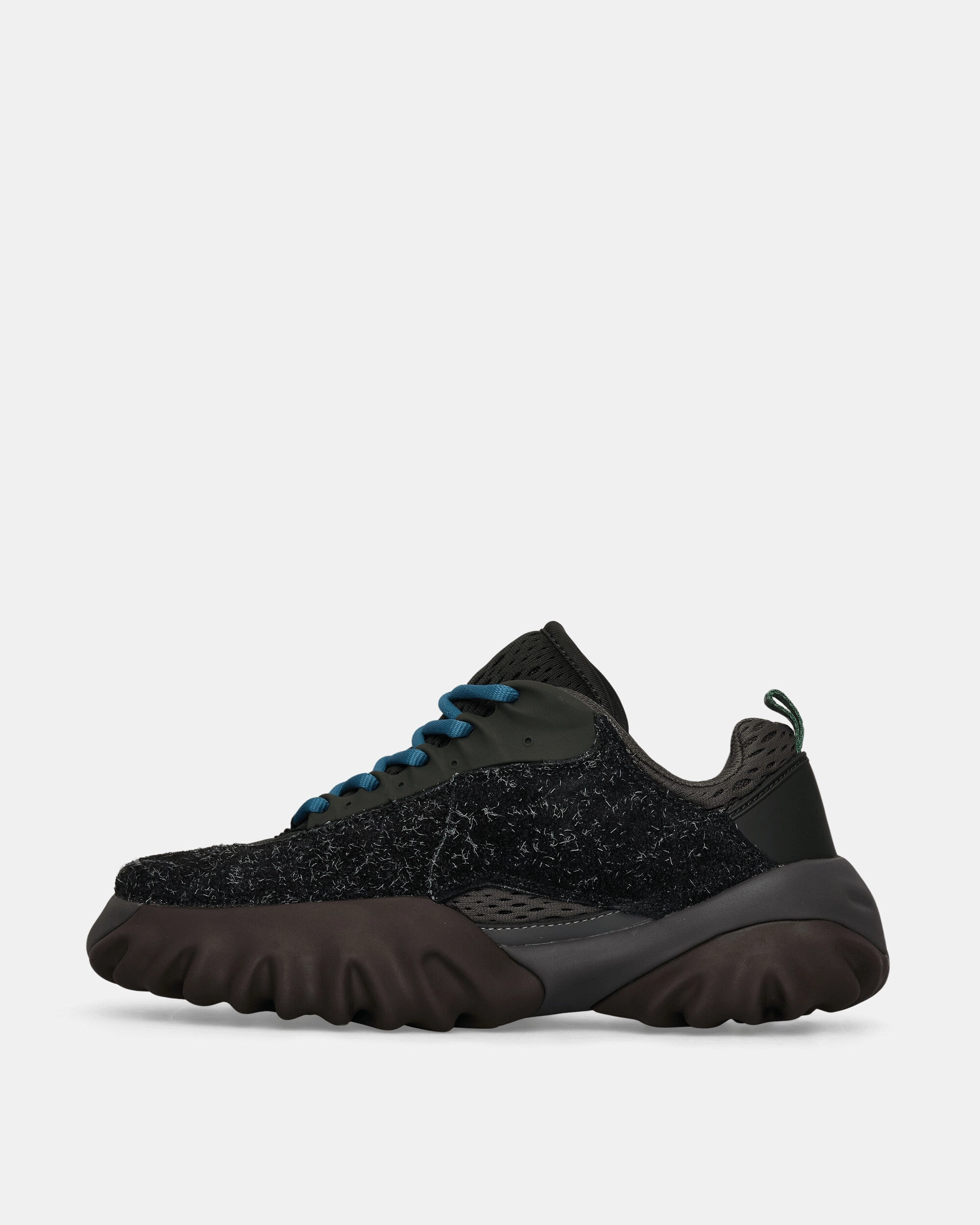 Padded Collar Structure Chop Saw Suede Sneakers Hairy Ink / Demitasse
