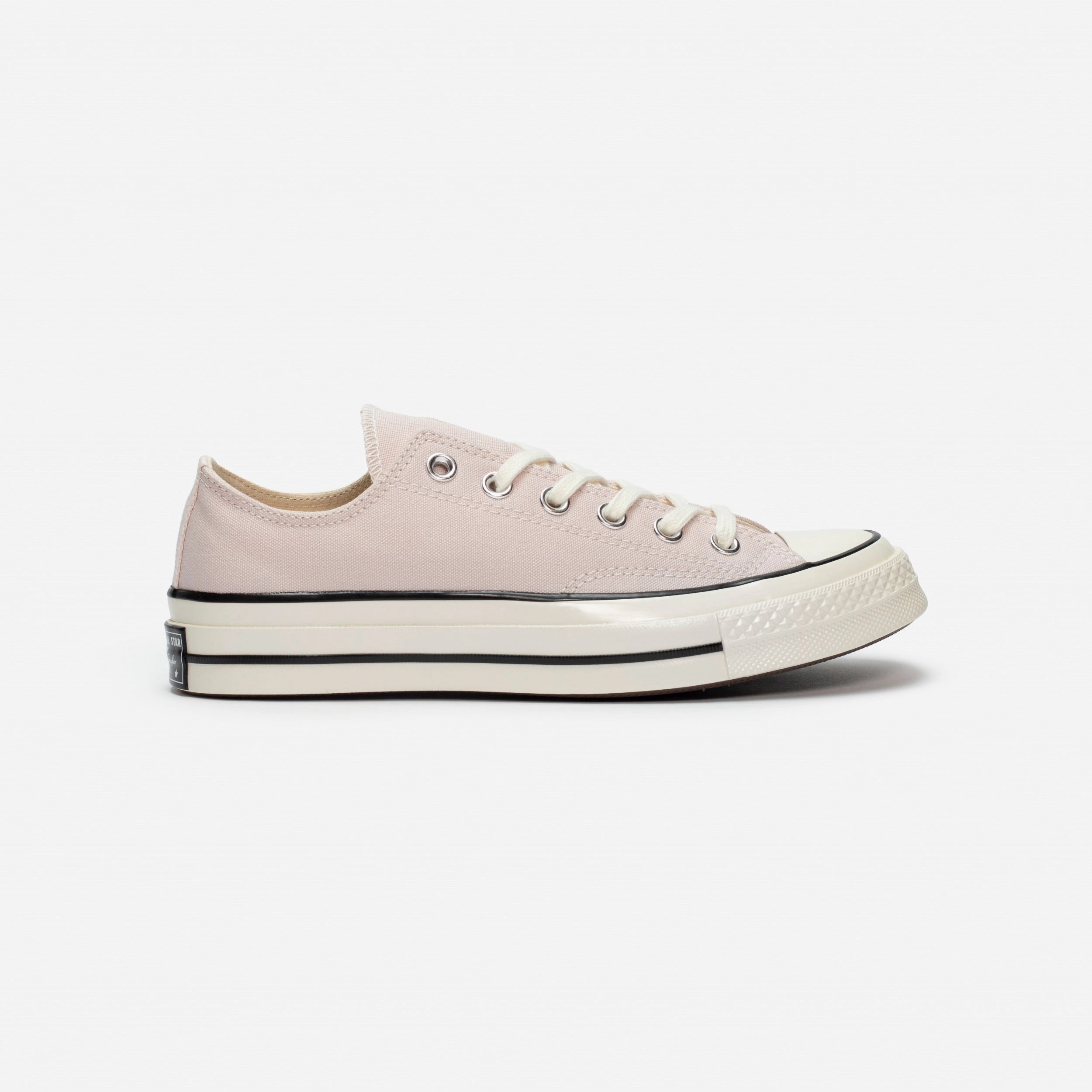 Fashion Forward Indoor Outdoor Chuck 70