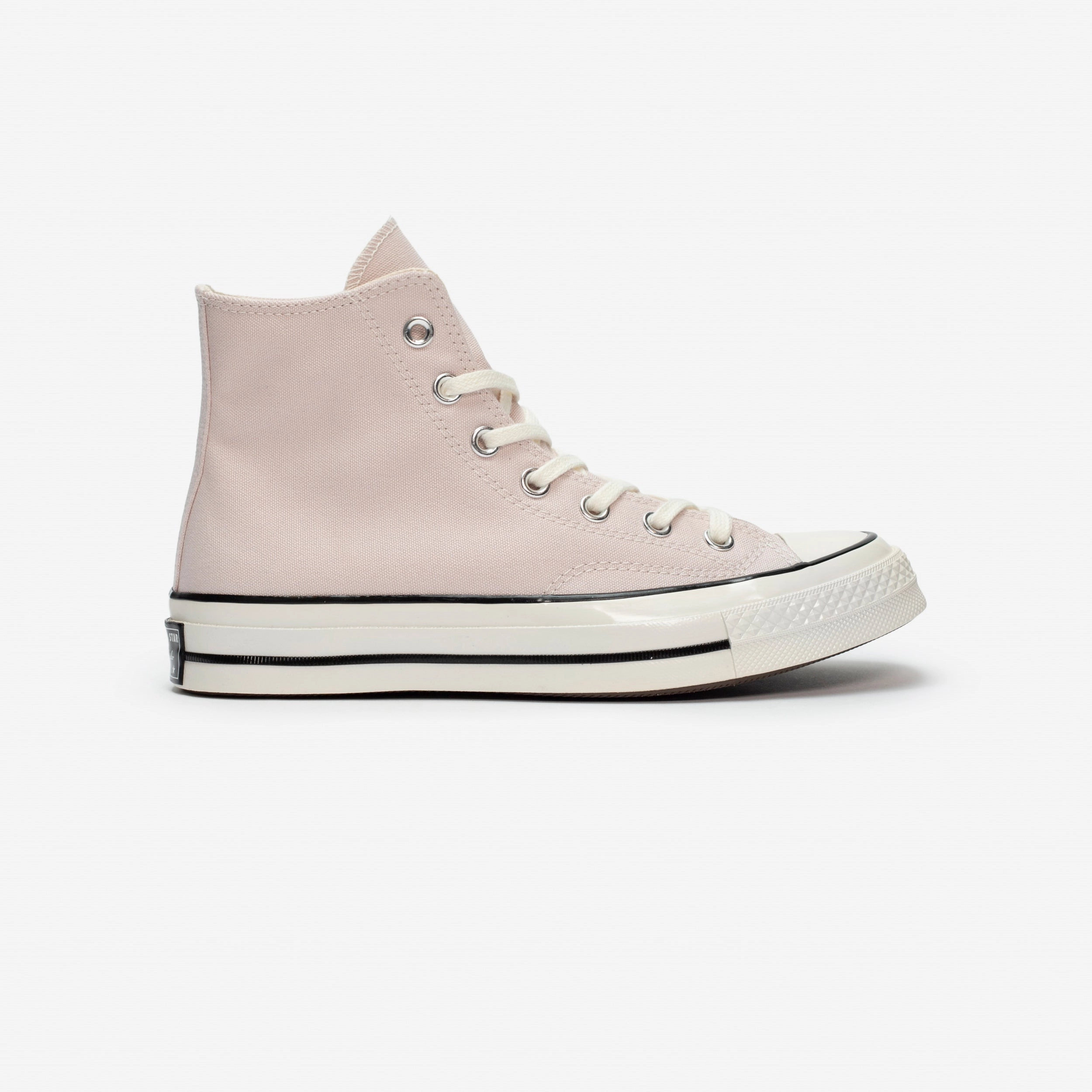 Inner Power Sneaker Display Chuck 70