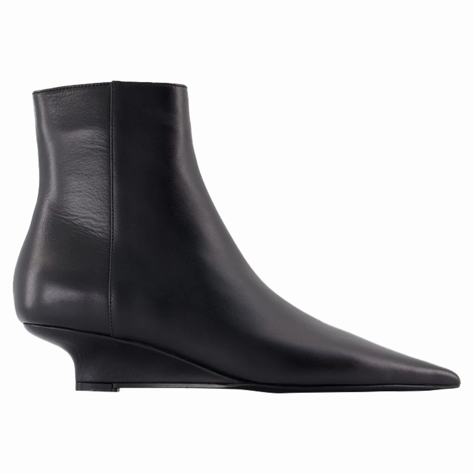 Sharp Ankle Boots - TOTEME - Leather - Black Minimalist Appeal All Day