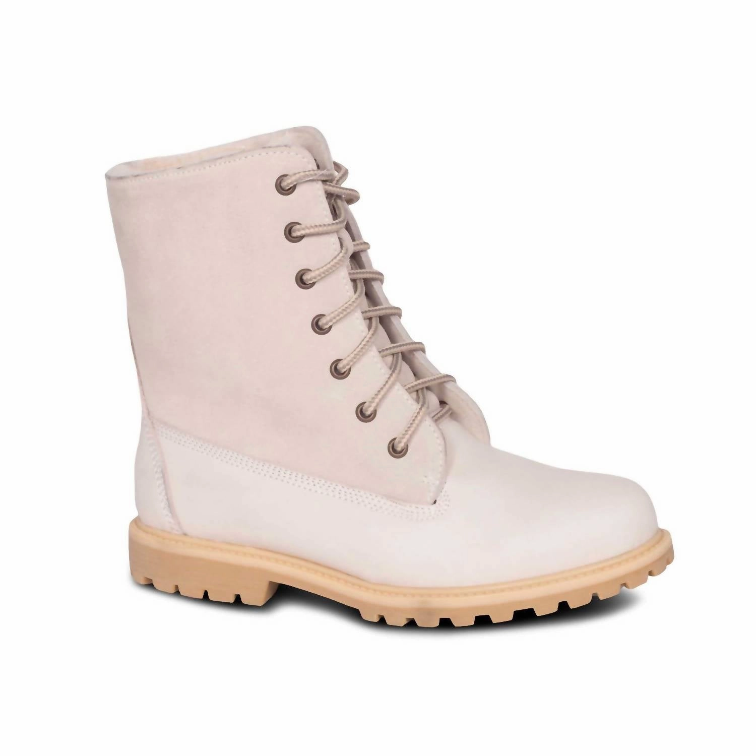 Practical Ladies Jo-Jo Sheepskin Boot In Sand