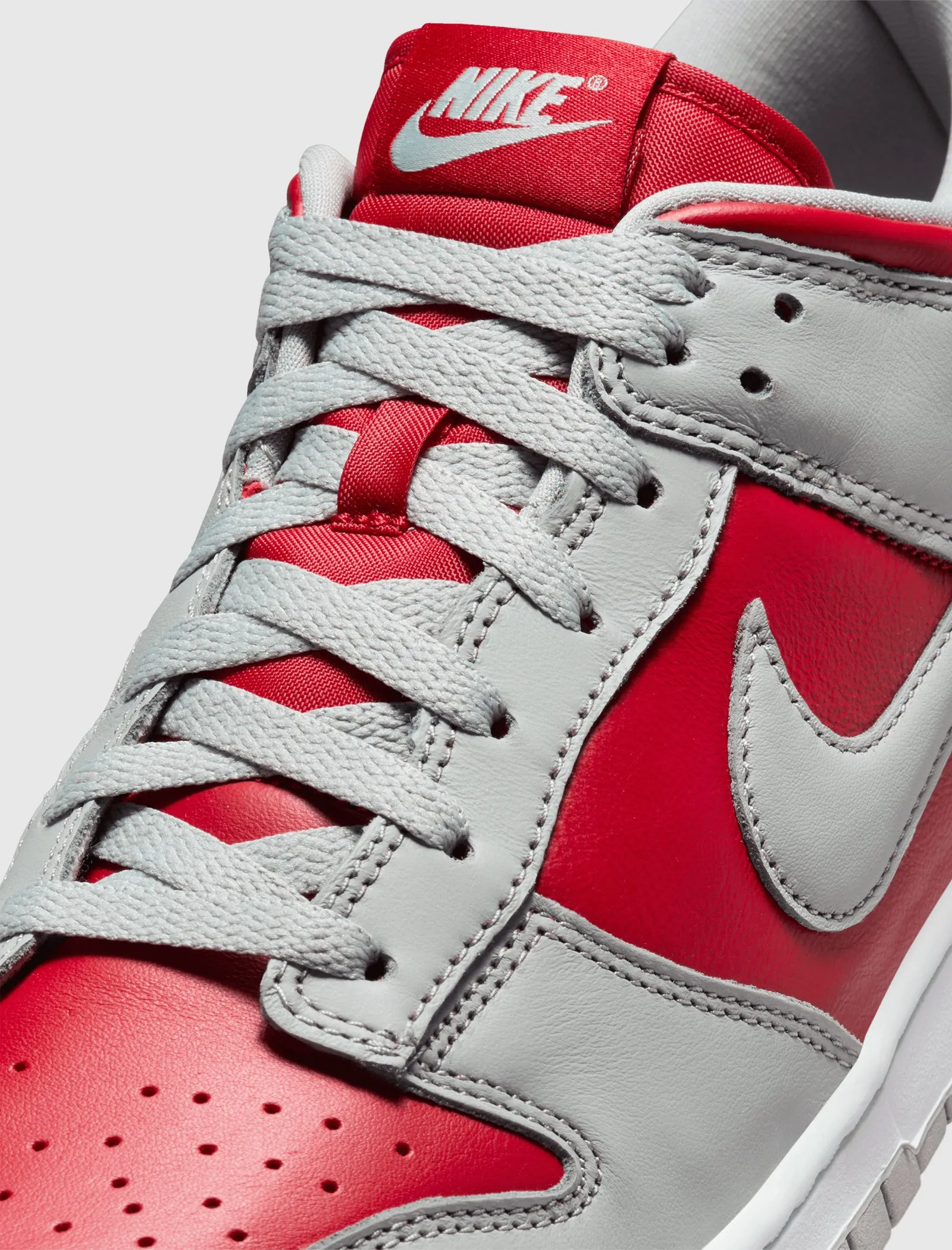 DUNK LOW CO.JP "ULTRAMAN" Sweat Resistant Urban Stroll Cold Tone