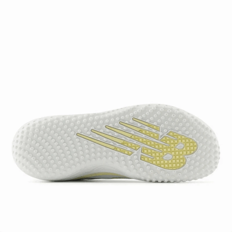 traction - control - technology shoes Road companion New Balance Women's Fresh Foam x Velo v4 Turf-Trainer Softball Shoes - White/Gold STVELOC4