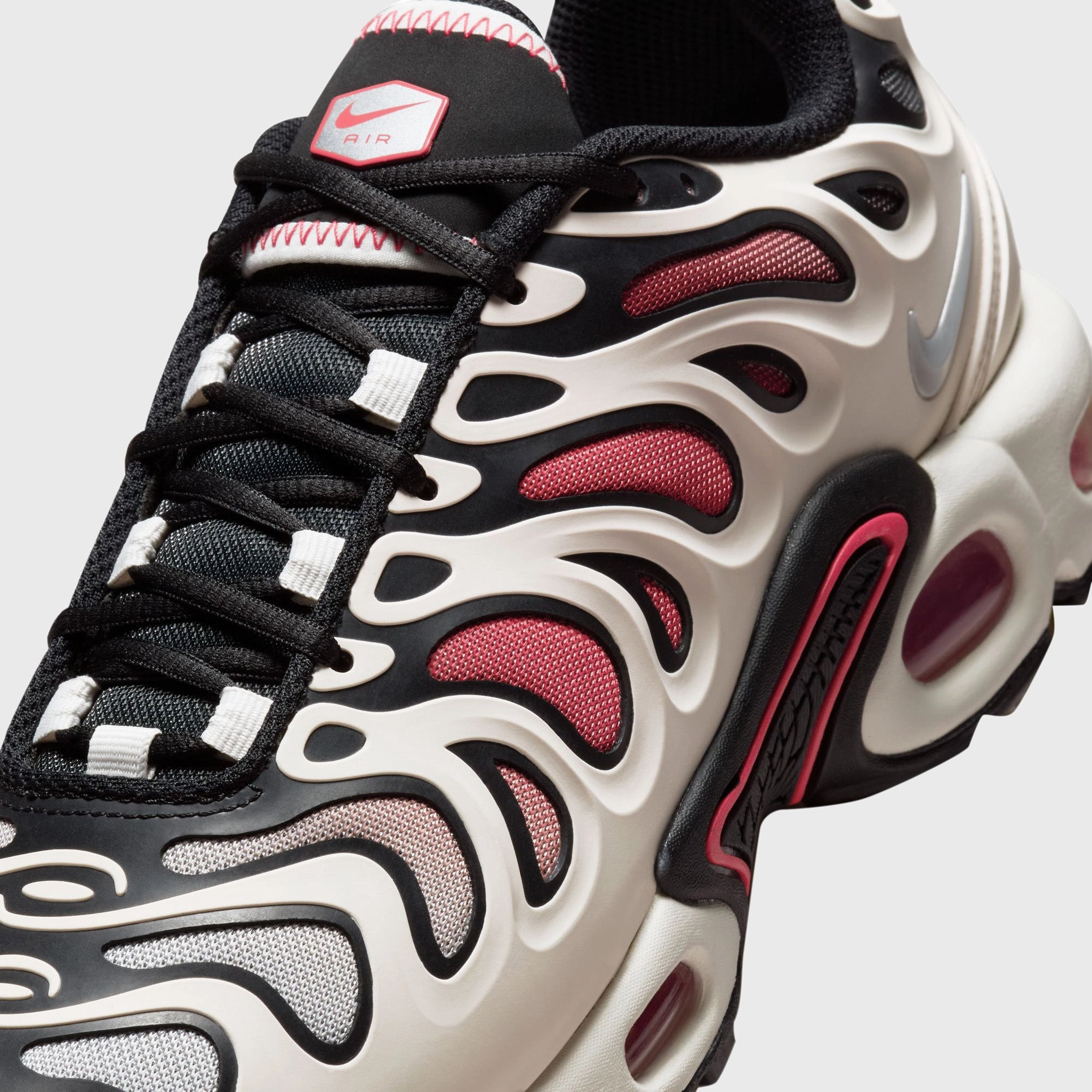 Pet Play Nike Women's Air Max Plus Drift Phantom / Metallic Silver - Black