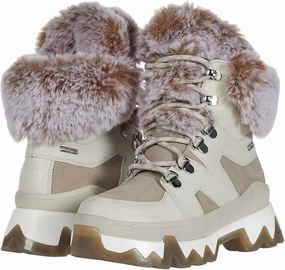 Woman's Warrior Boot In Icemushroom Grip Support All Weather Functional Minimalist