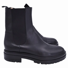 Gianvito Rossi Chester Ankle Boots in Black Leather High Traction Snow Trekker