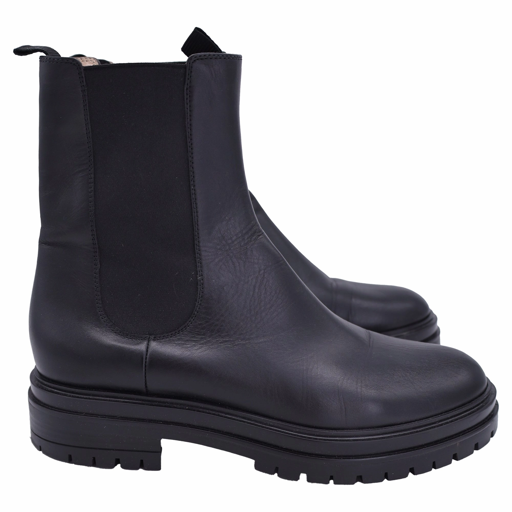 Gianvito Rossi Chester Ankle Boots in Black Leather High Traction Snow Trekker